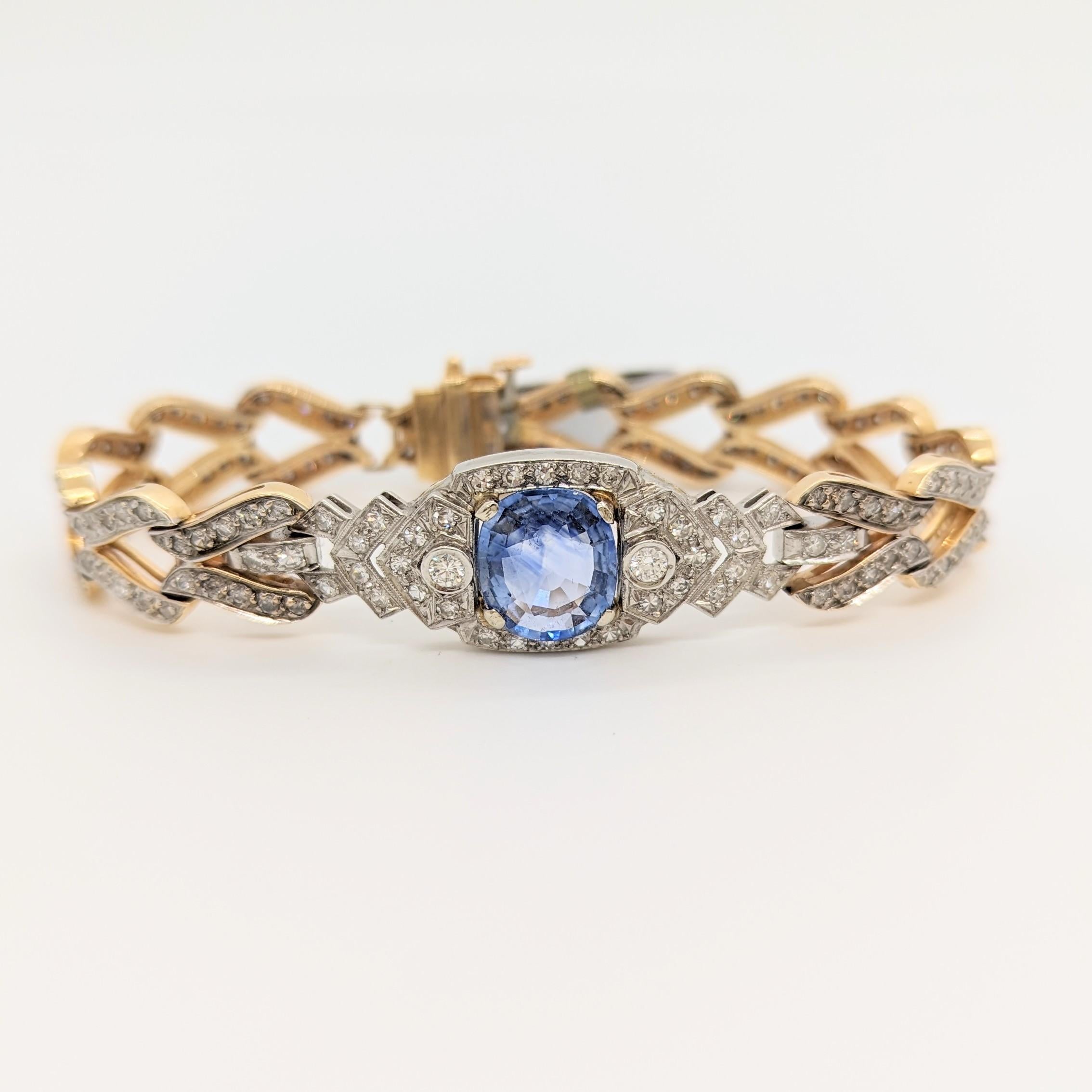 Rundes Armband aus 14 Karat 2farbigem Gold mit blauem Saphir und weißen Diamanten (Ovalschliff) im Angebot