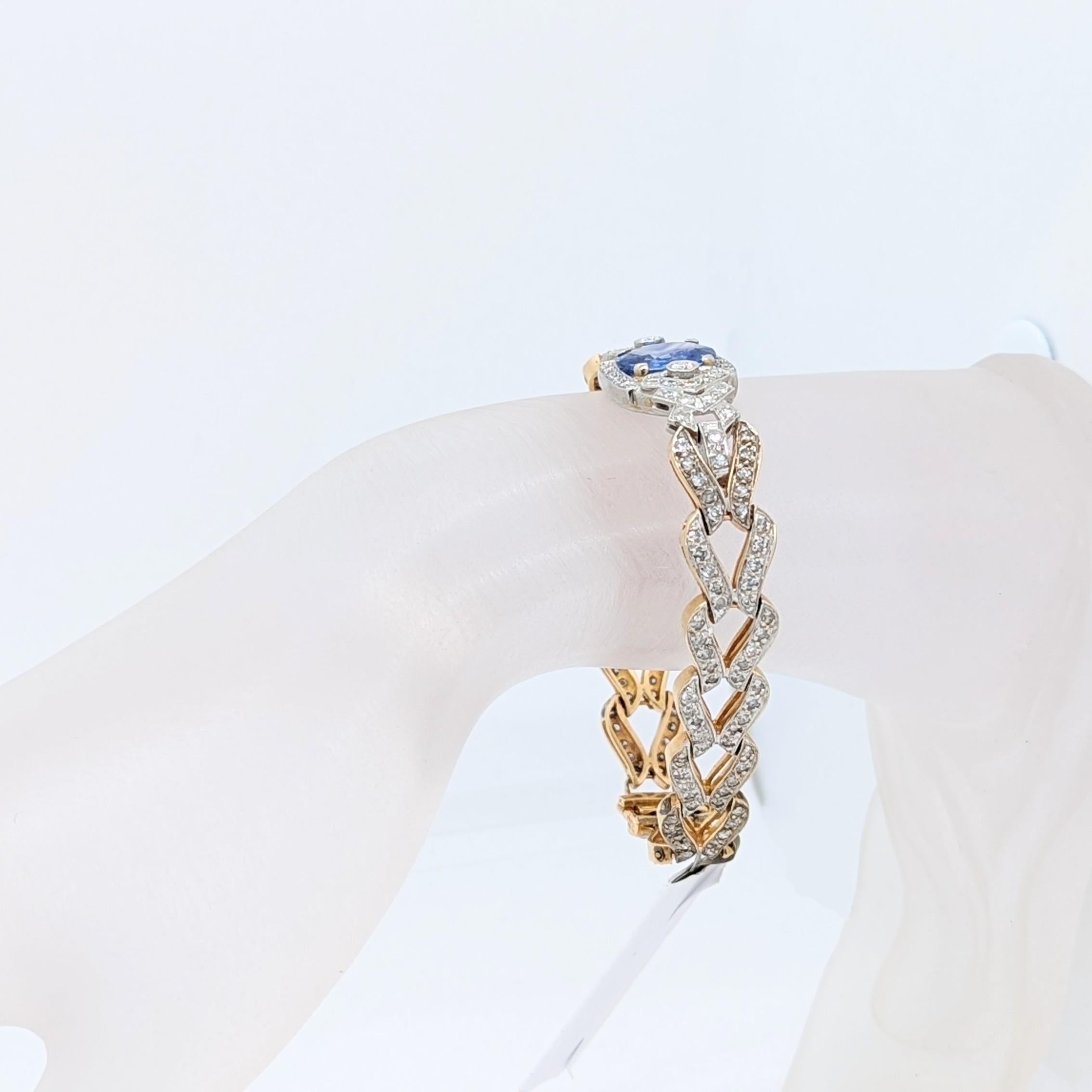 Rundes Armband aus 14 Karat 2farbigem Gold mit blauem Saphir und weißen Diamanten im Zustand „Neu“ im Angebot in Los Angeles, CA