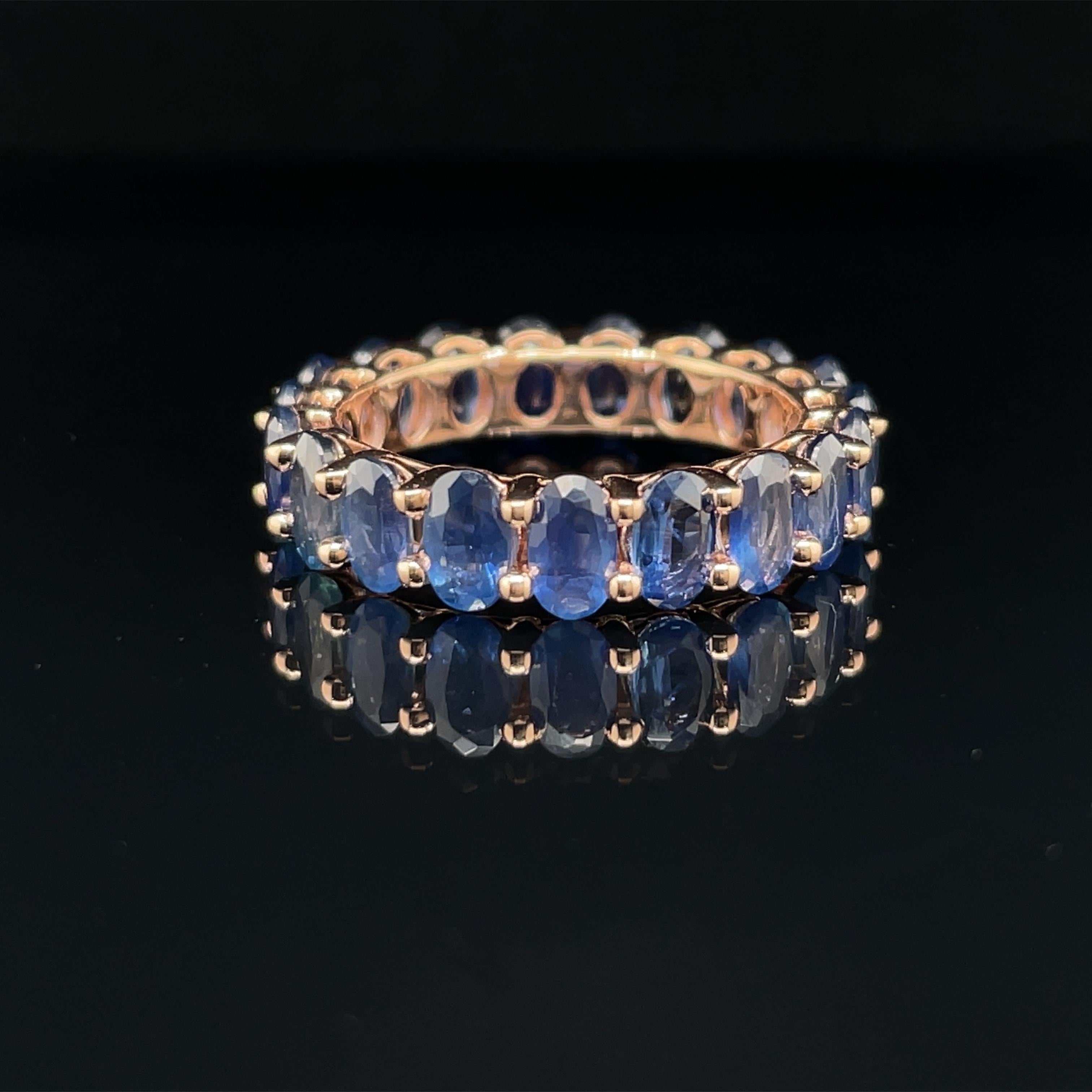 Oval Cut Blue Sapphire Oval Band 14K Gold For Sale