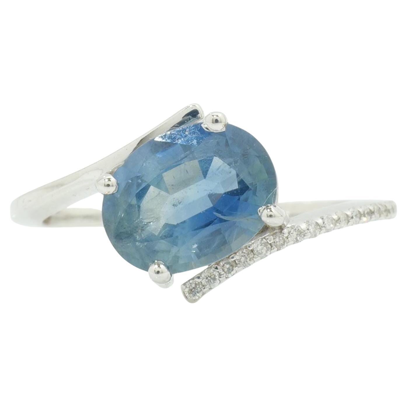 Blue Sapphire Oval Natural Diamond Ring in 14k Solid Gold (Certified) For Sale