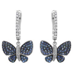 Orecchini a goccia in oro bianco 18 carati con zaffiro blu e pavé di diamanti