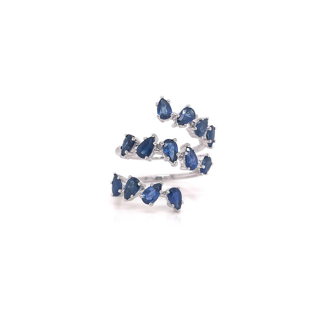 Blauer Saphir- birnenförmiger Ring aus 14K Gold (Tropfenschliff) im Angebot