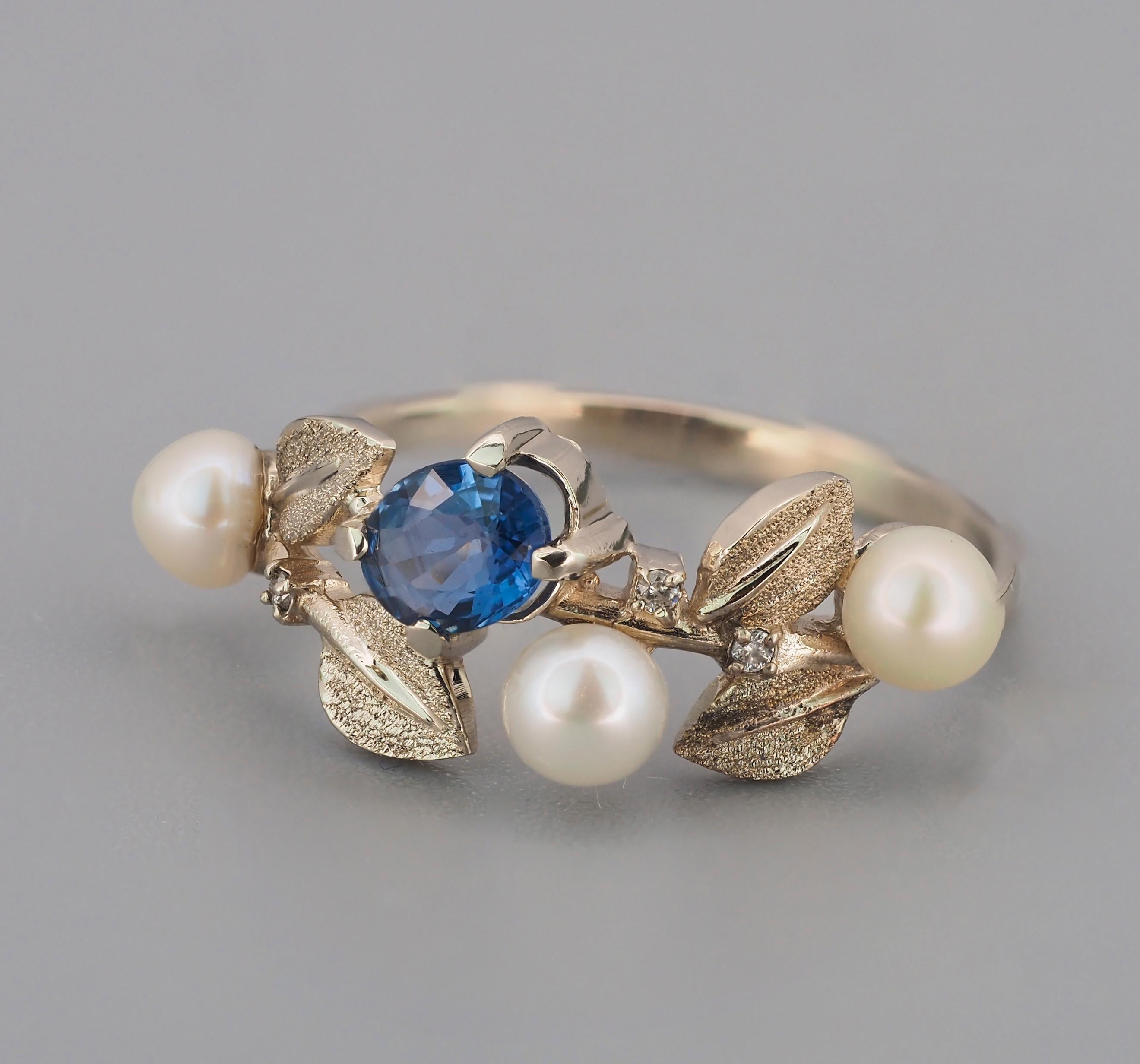 Oval Cut Blue sapphire, pearl, diamonds 14k gold ring.  For Sale