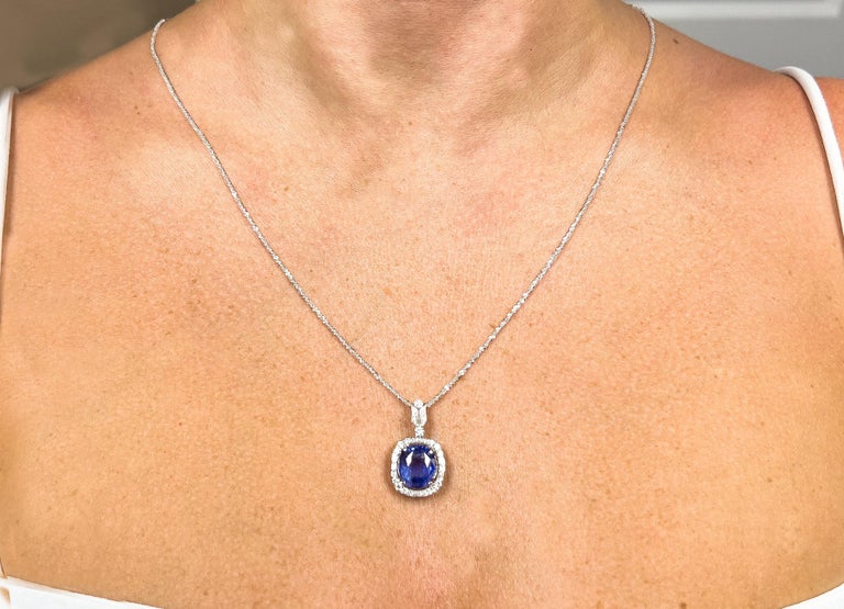 Art Deco Blue Sapphire Pendant 5.95 Carat with Diamonds 1.40 Carats Total 18K Gold For Sale