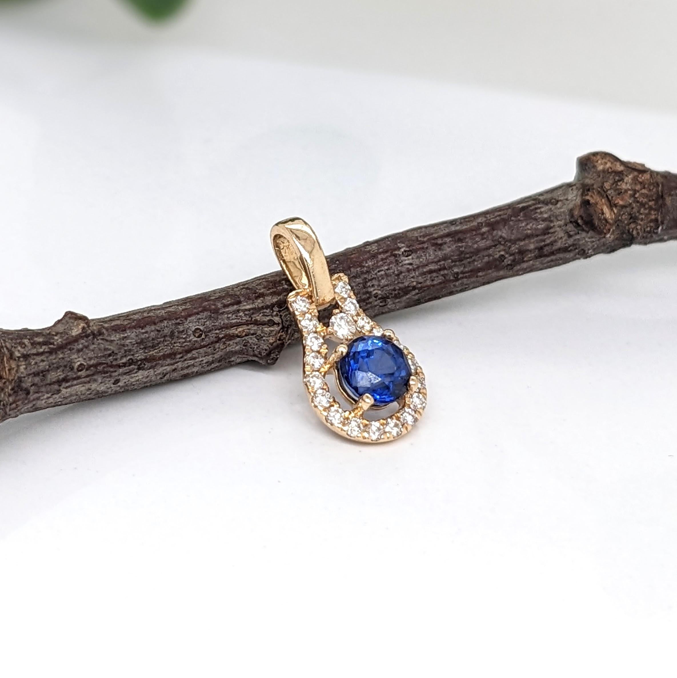 Modern Blue Sapphire Pendant w Earth Mined Diamonds in Solid 14K Yellow Gold Round 4mm For Sale