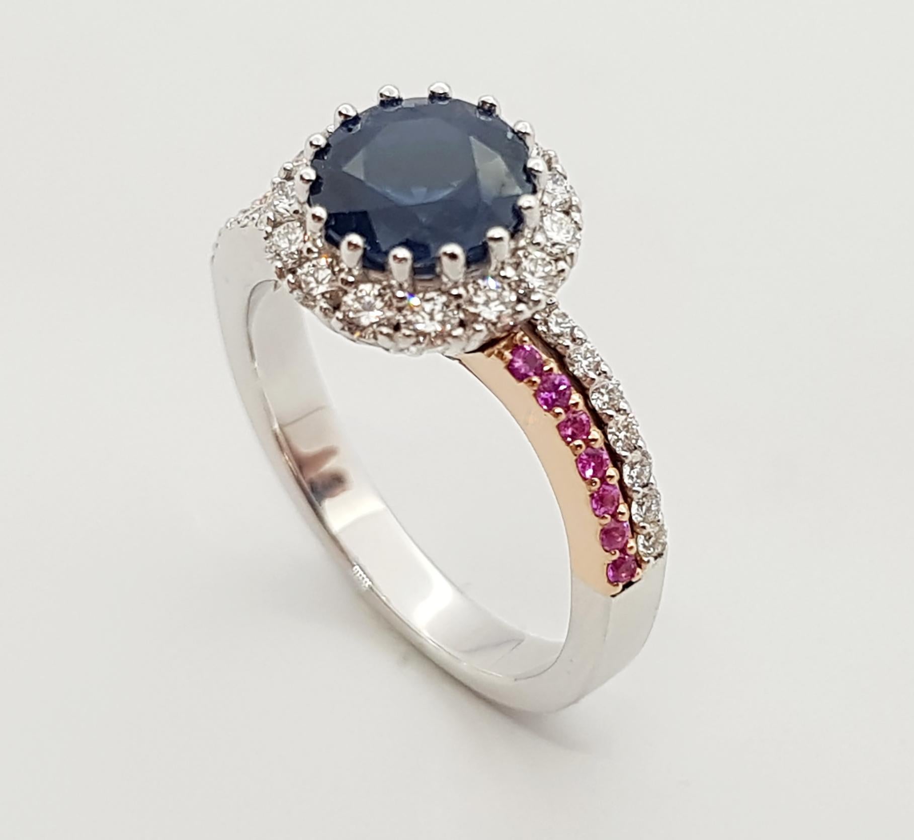 Blue Sapphire, Pink Sapphire and Diamond Engagement Ring Set in 18K White Gold For Sale 8