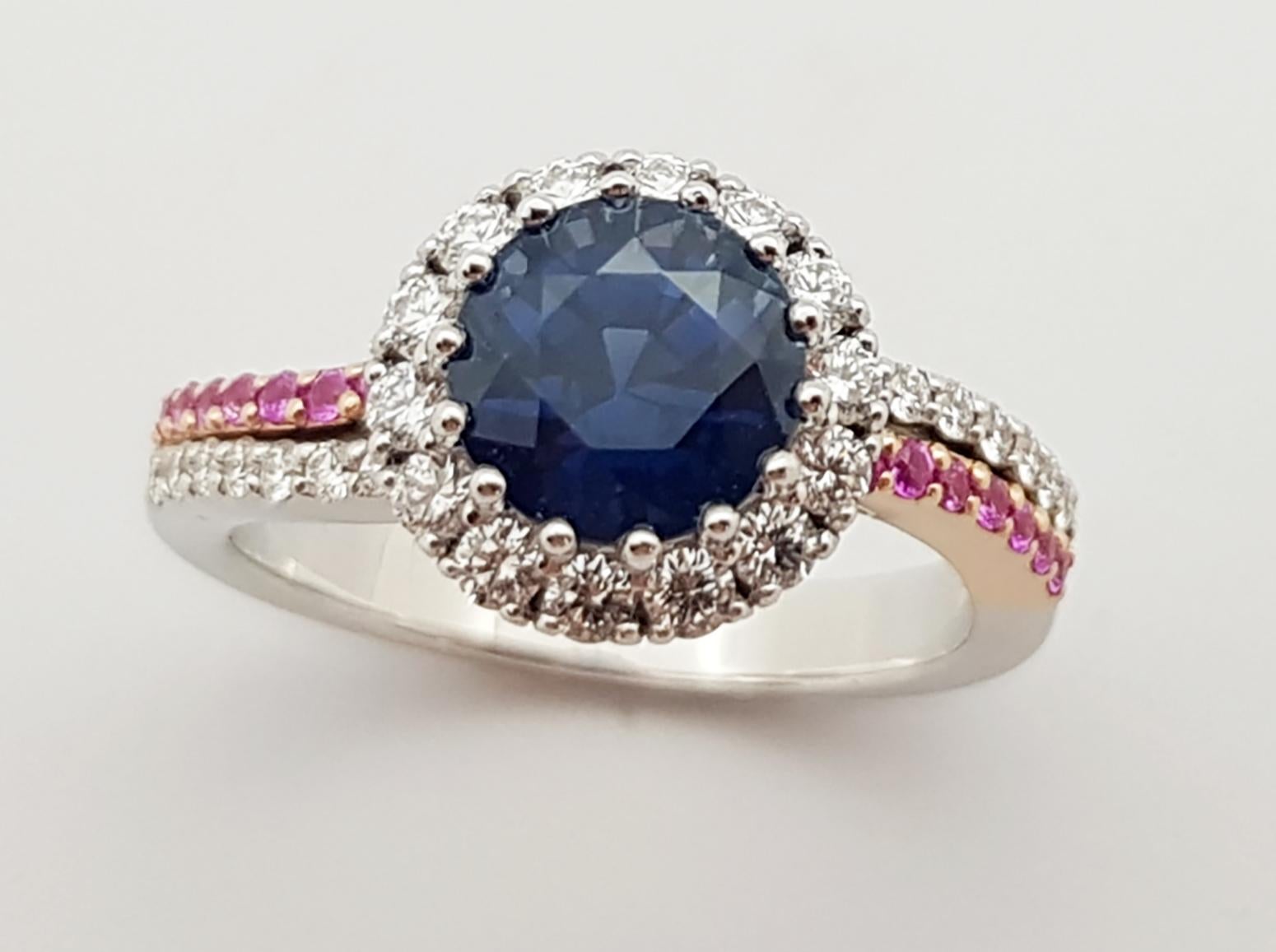 Blue Sapphire, Pink Sapphire and Diamond Engagement Ring Set in 18K White Gold For Sale 9