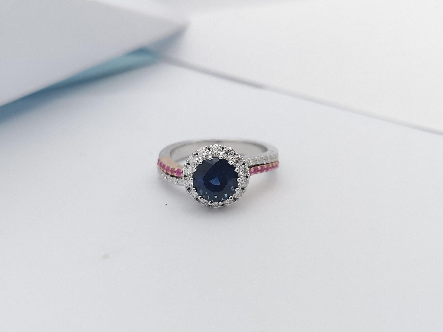 Blue Sapphire, Pink Sapphire and Diamond Engagement Ring Set in 18K White Gold For Sale 2