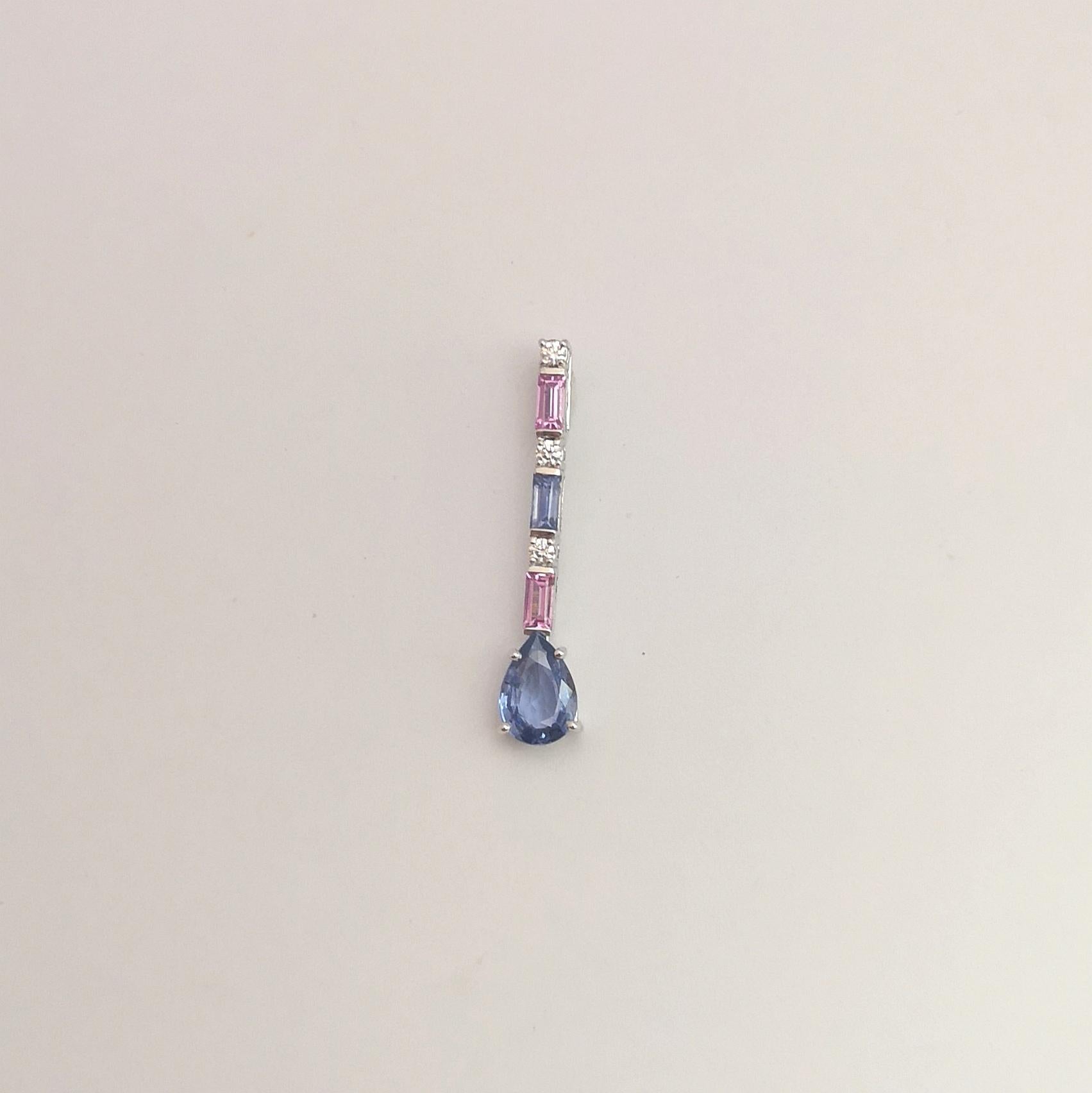 Anhänger mit blauem Saphir, pinkem Saphir und Diamant in 18K Weißgold (Alteuropäischer Brillantschliff) im Angebot
