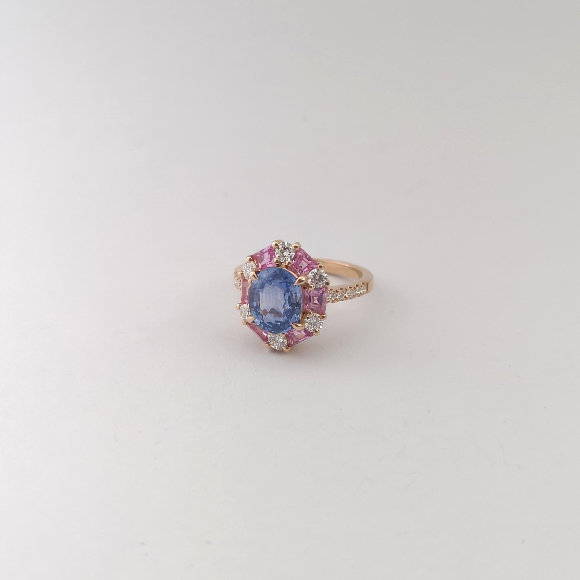 Blue Sapphire, Pink Sapphire and Diamond Ring set in 18K Rose Gold Settings For Sale 3