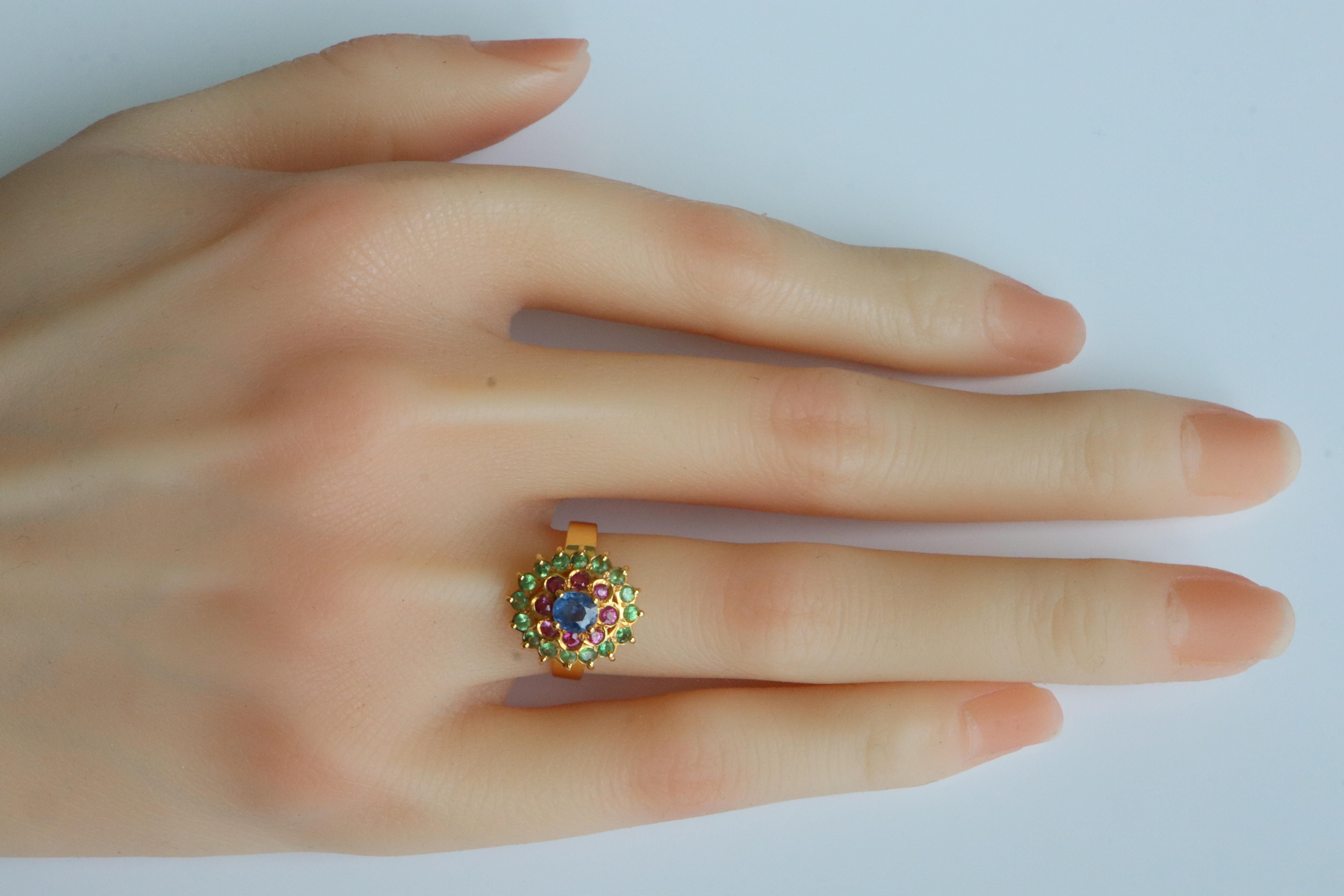 Blue sapphire, Pink sapphire and Tsavorite garnet ring in 18k solid gold For Sale 1