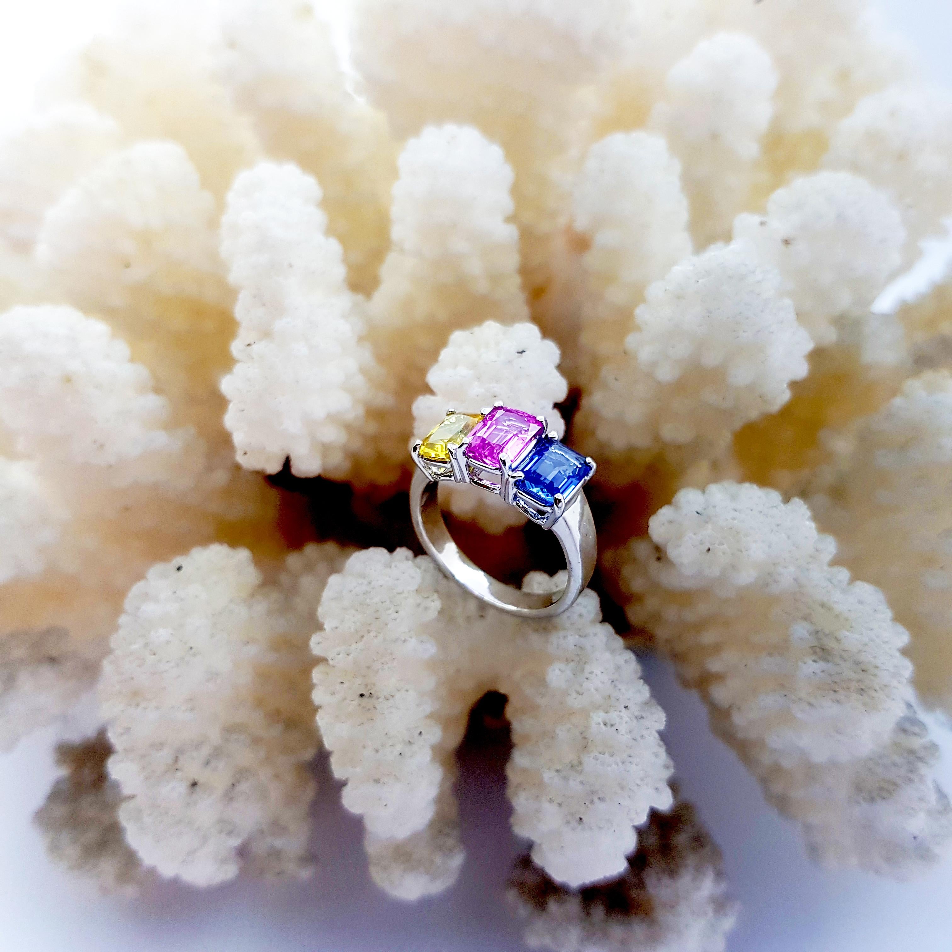 Ring aus Platin 900 mit blauem Saphir, rosa Saphir und gelbem Saphir und gelbem Saphir im Angebot 5