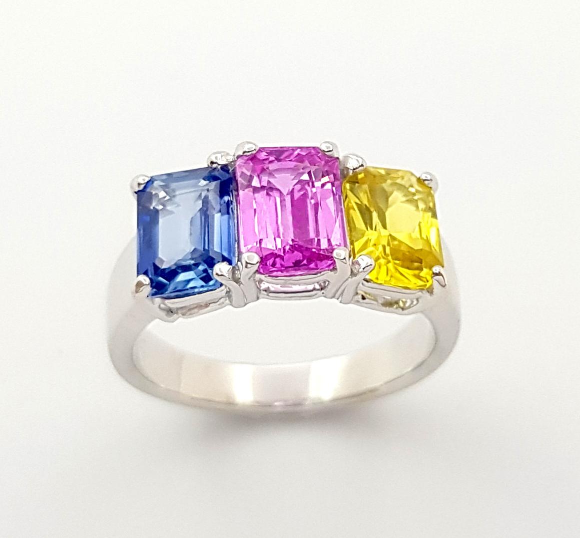Blue Sapphire, Pink Sapphire and Yellow Sapphire Ring set in Platinum 900 For Sale 3