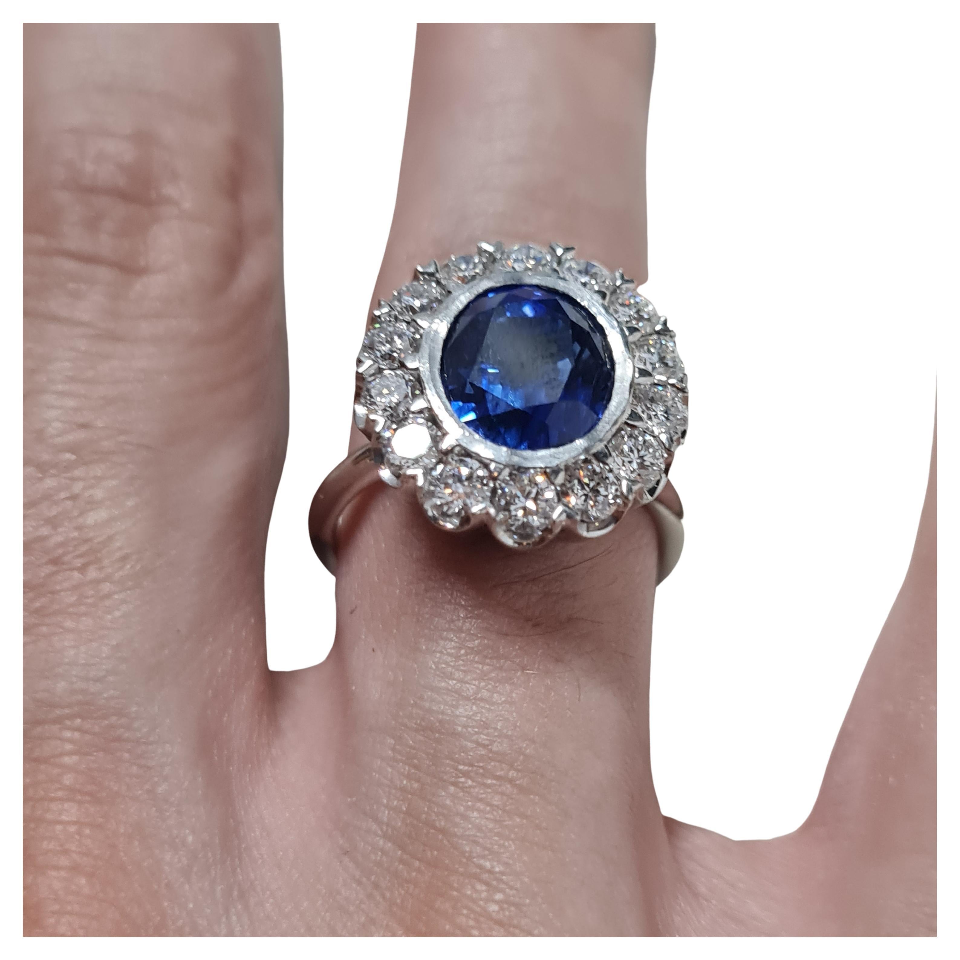 GIA Certified 5.83 CT Sapphire Diamond Platinum Ring  For Sale 2