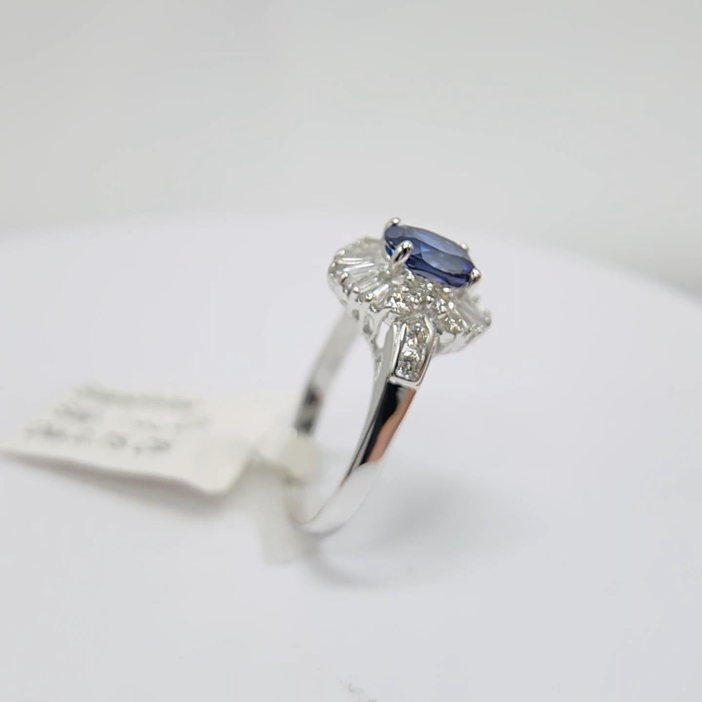Blue Sapphire  Ring 14 Karat White Gold with Diamonds. For Sale 5