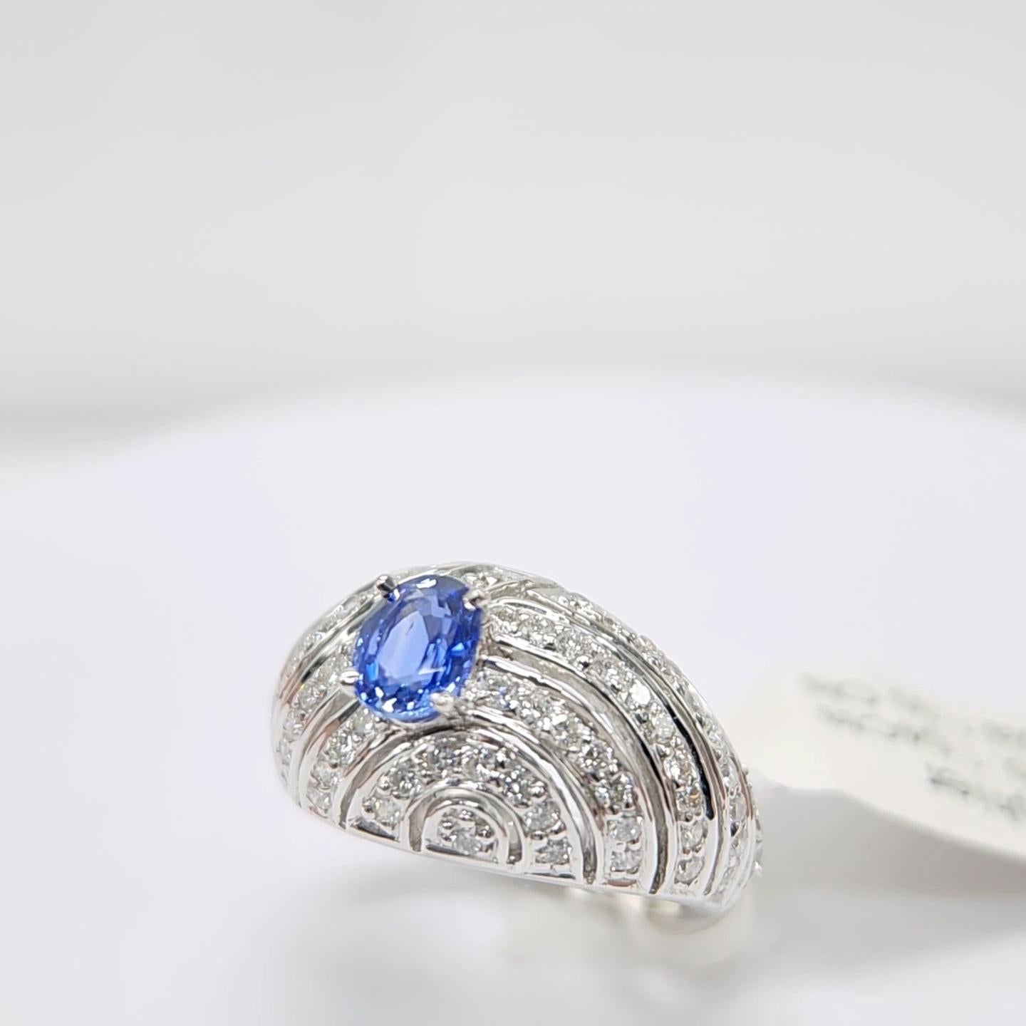 Blue Sapphire  Ring 14 Karat White Gold with Diamonds. For Sale 9