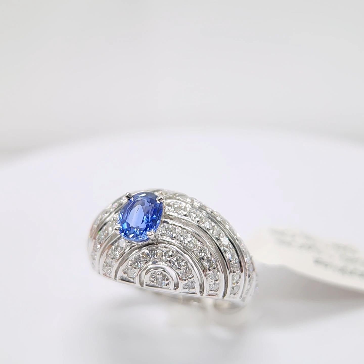 Blue Sapphire  Ring 14 Karat White Gold with Diamonds. In New Condition For Sale In Brooklyn, NY