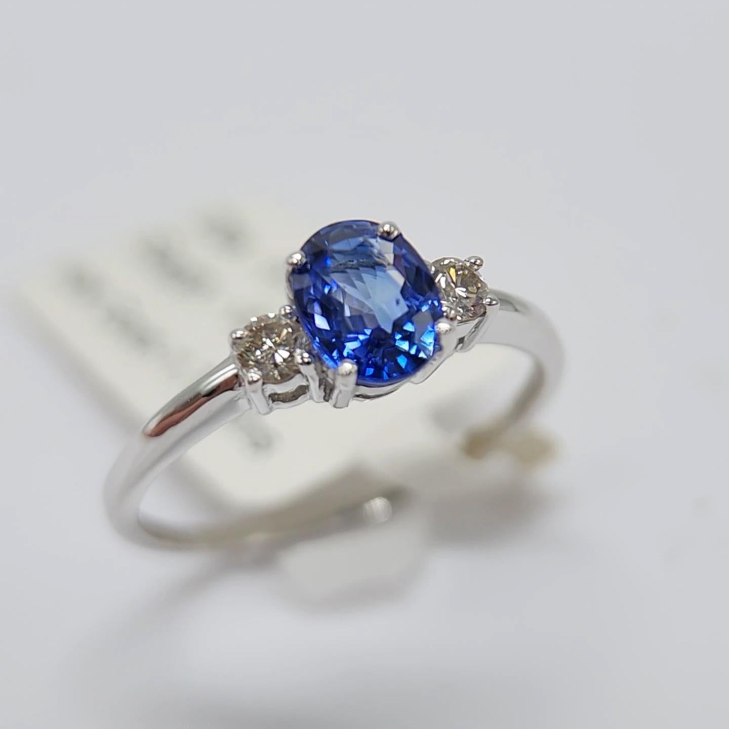 Women's Blue Sapphire  Ring 14 Karat White Gold with Diamonds. For Sale