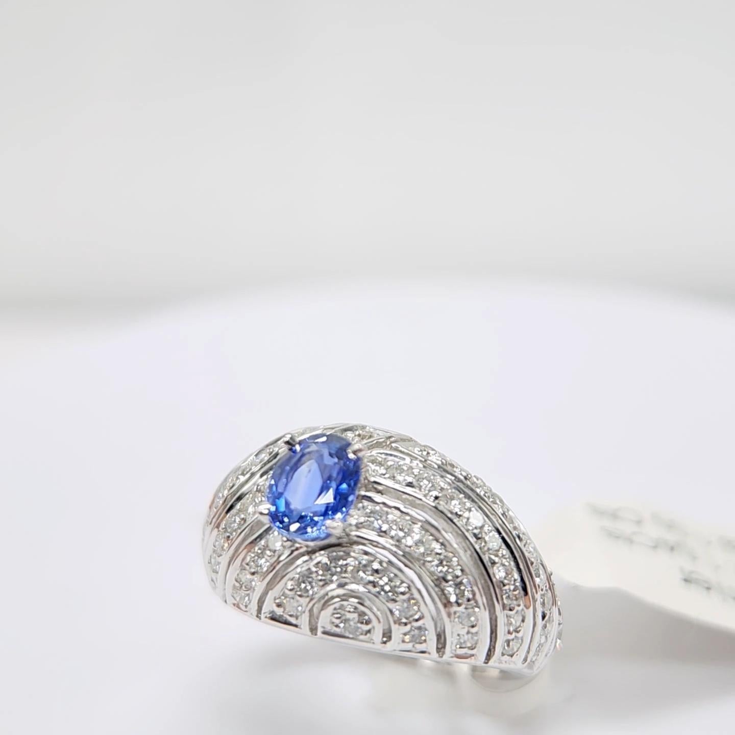 Blue Sapphire  Ring 14 Karat White Gold with Diamonds. For Sale 2