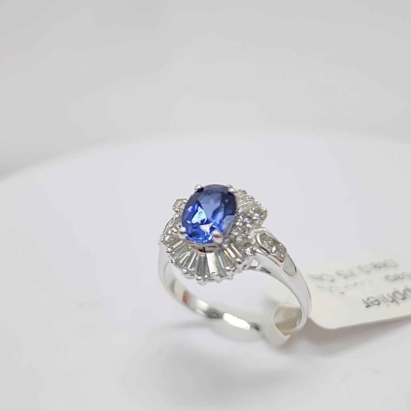 Blue Sapphire  Ring 14 Karat White Gold with Diamonds. For Sale 1