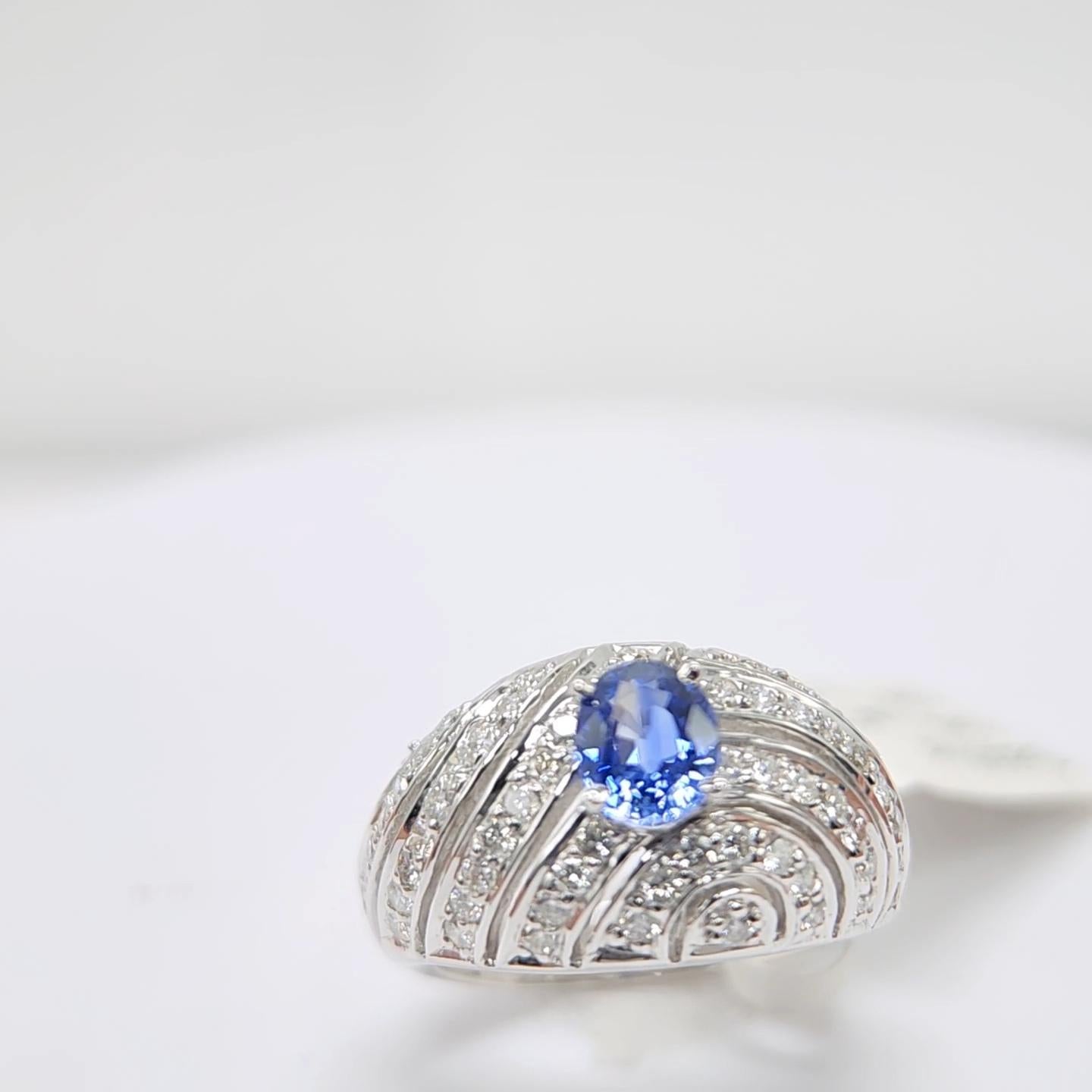 Blue Sapphire  Ring 14 Karat White Gold with Diamonds. For Sale 3