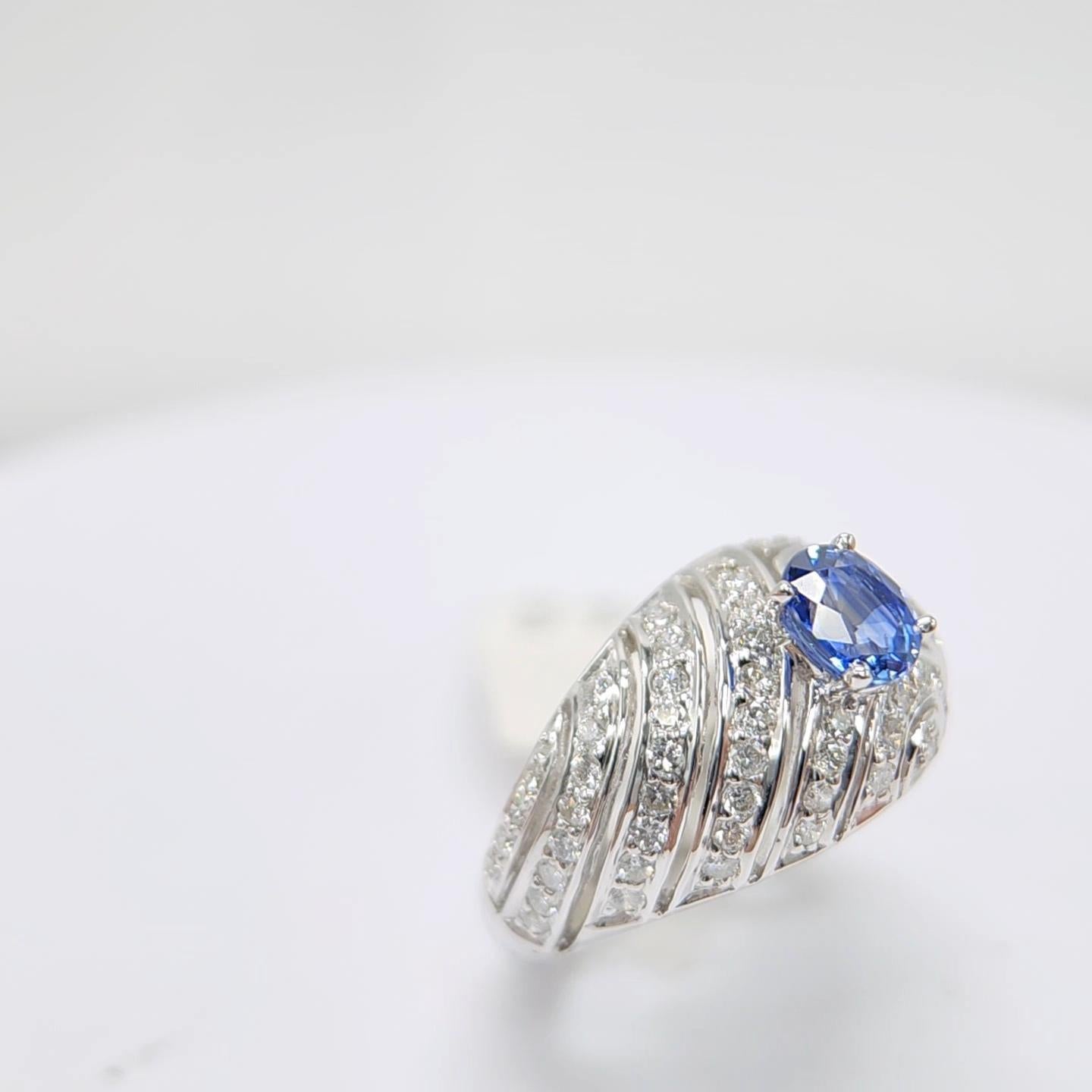 Blue Sapphire  Ring 14 Karat White Gold with Diamonds. For Sale 4