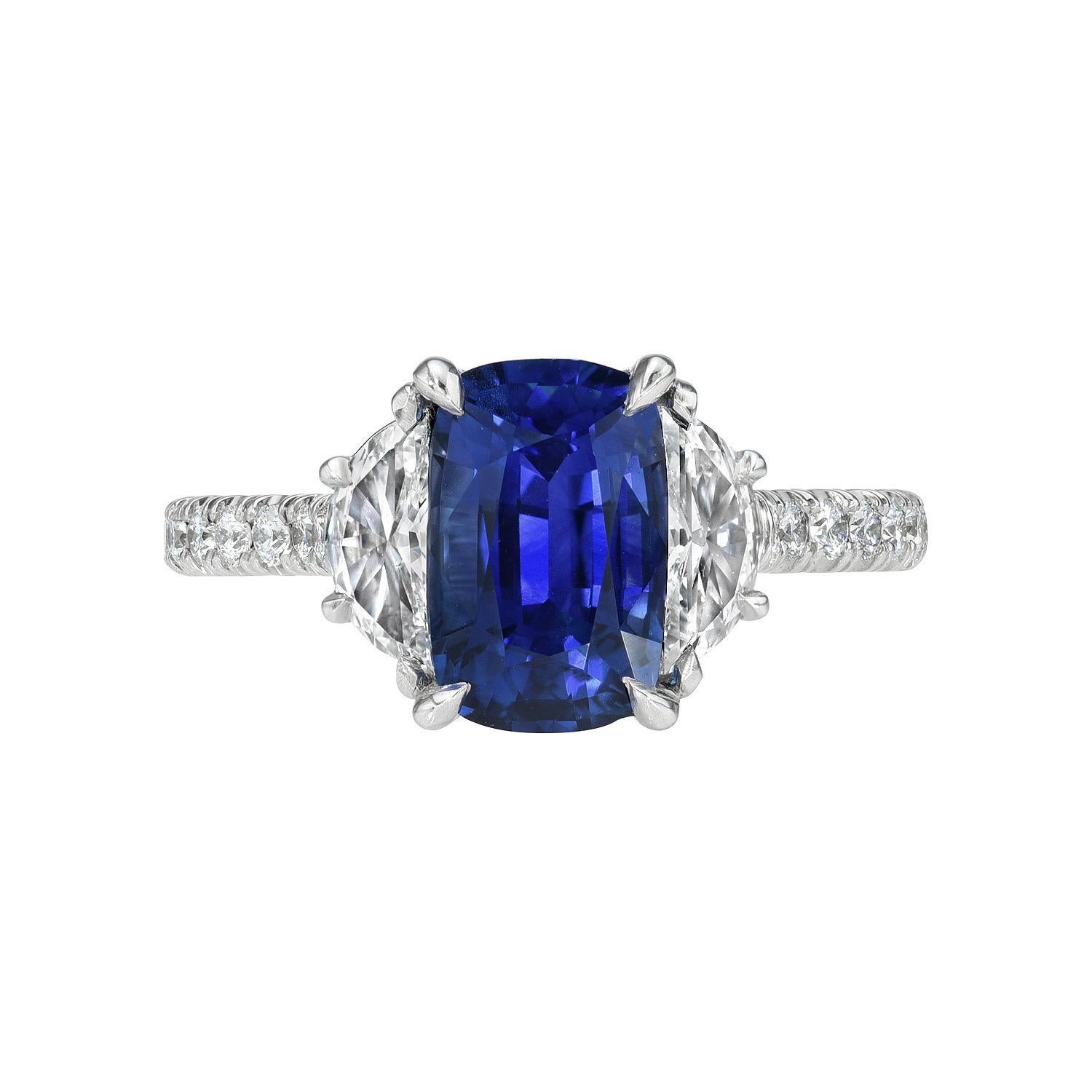 Women's Blue Sapphire Ring 3.12 Carat Cushion Sri Lanka For Sale