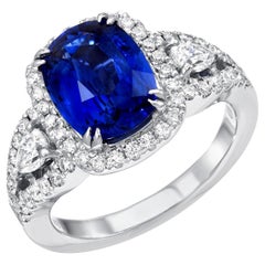 Sapphire Ring Cushion Cut 3.24 Carats