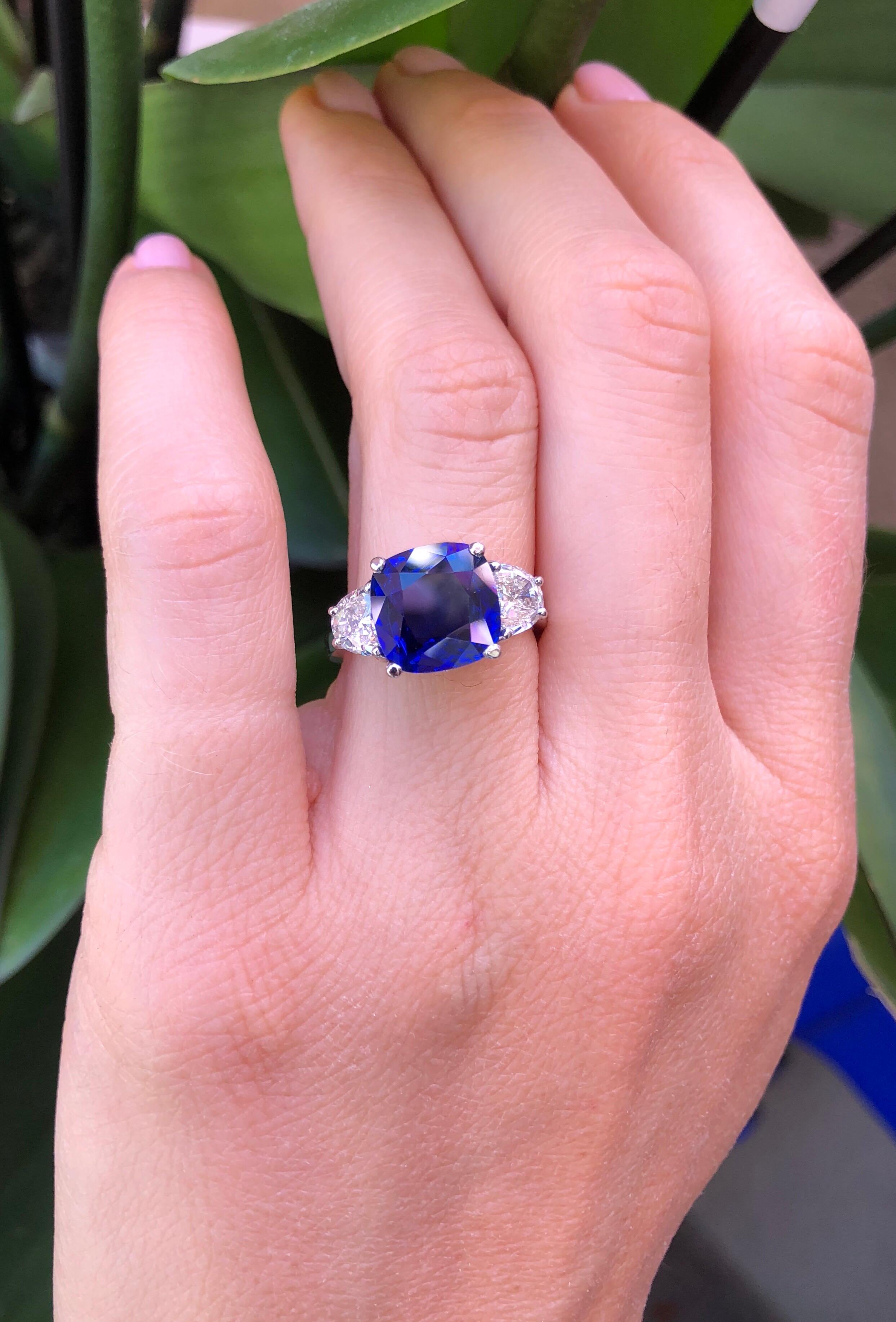 Sapphire Ring Ceylon Cushion Cut 3.81 Carats CDC Certified In New Condition In Beverly Hills, CA