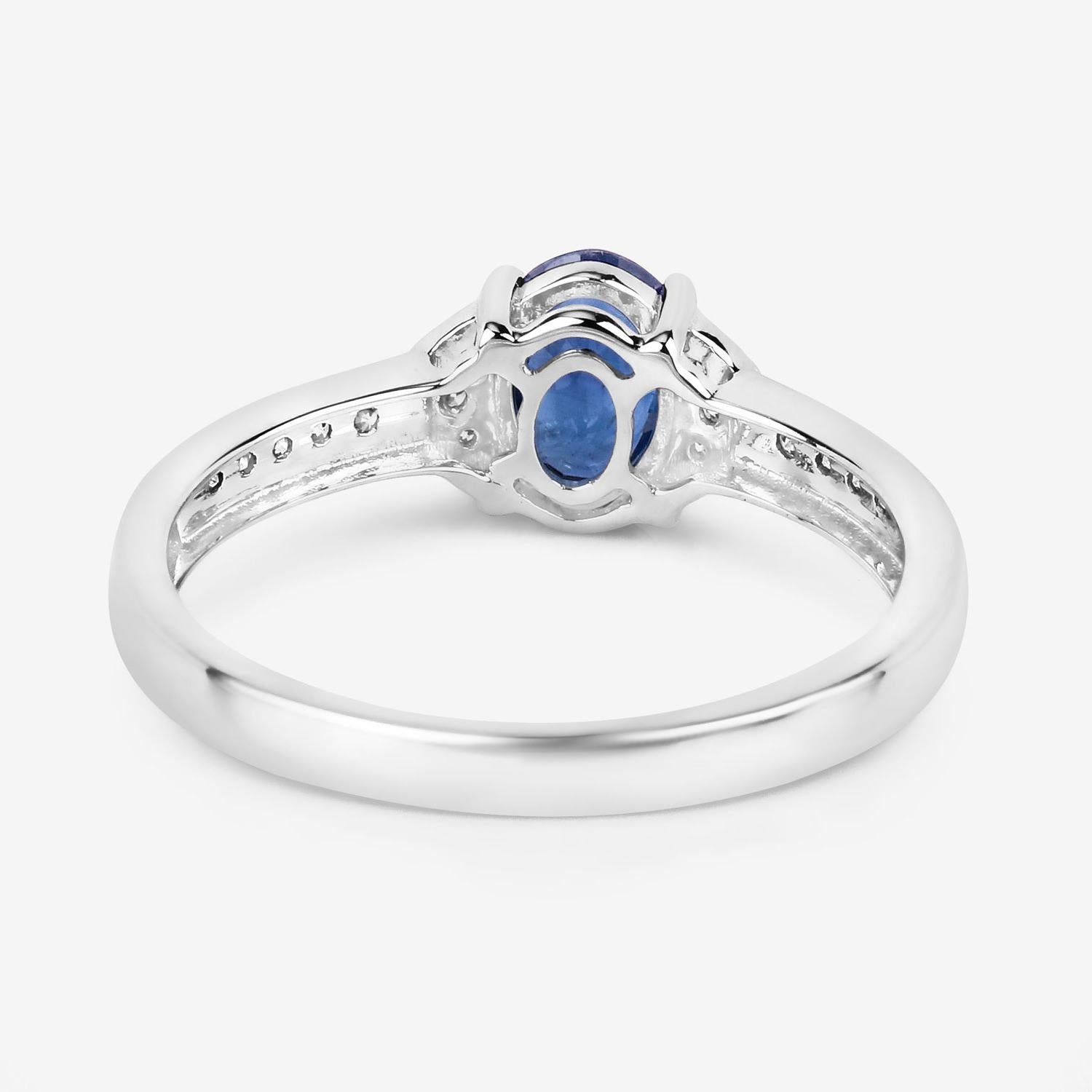 Blue Sapphire Ring Diamonds 1.04 Carats 10K White Gold For Sale 1