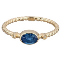Blue Sapphire Ring in 14k Gold