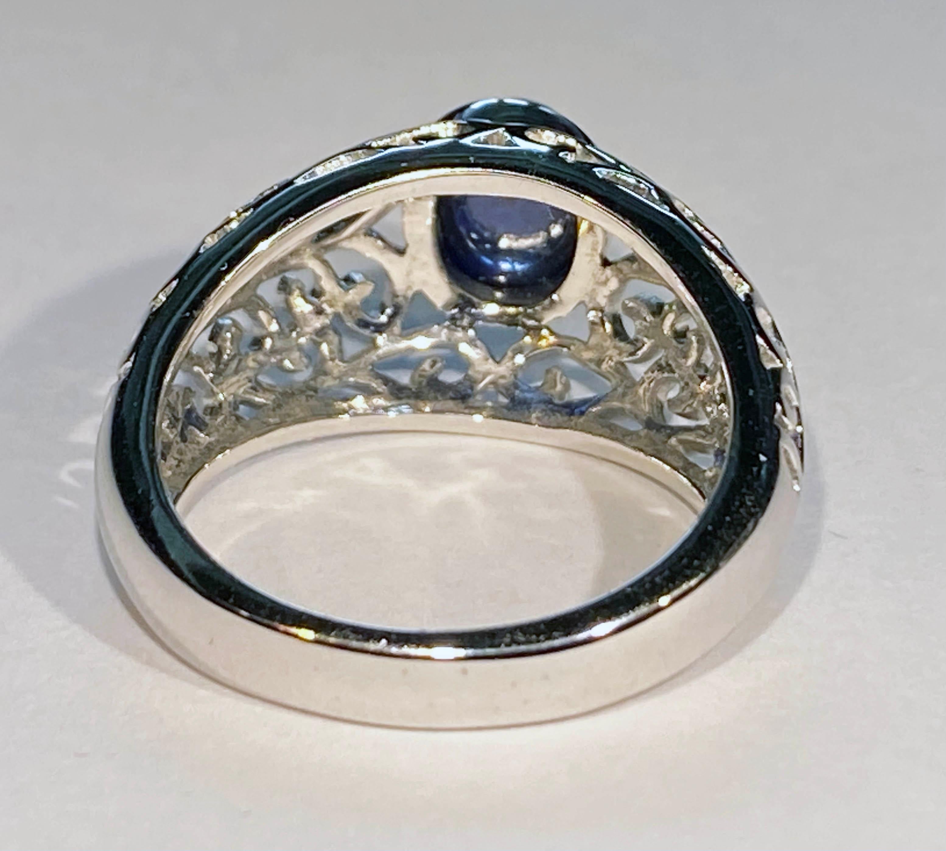 Blue Sapphire Ring in 14kt White Gold For Sale 14