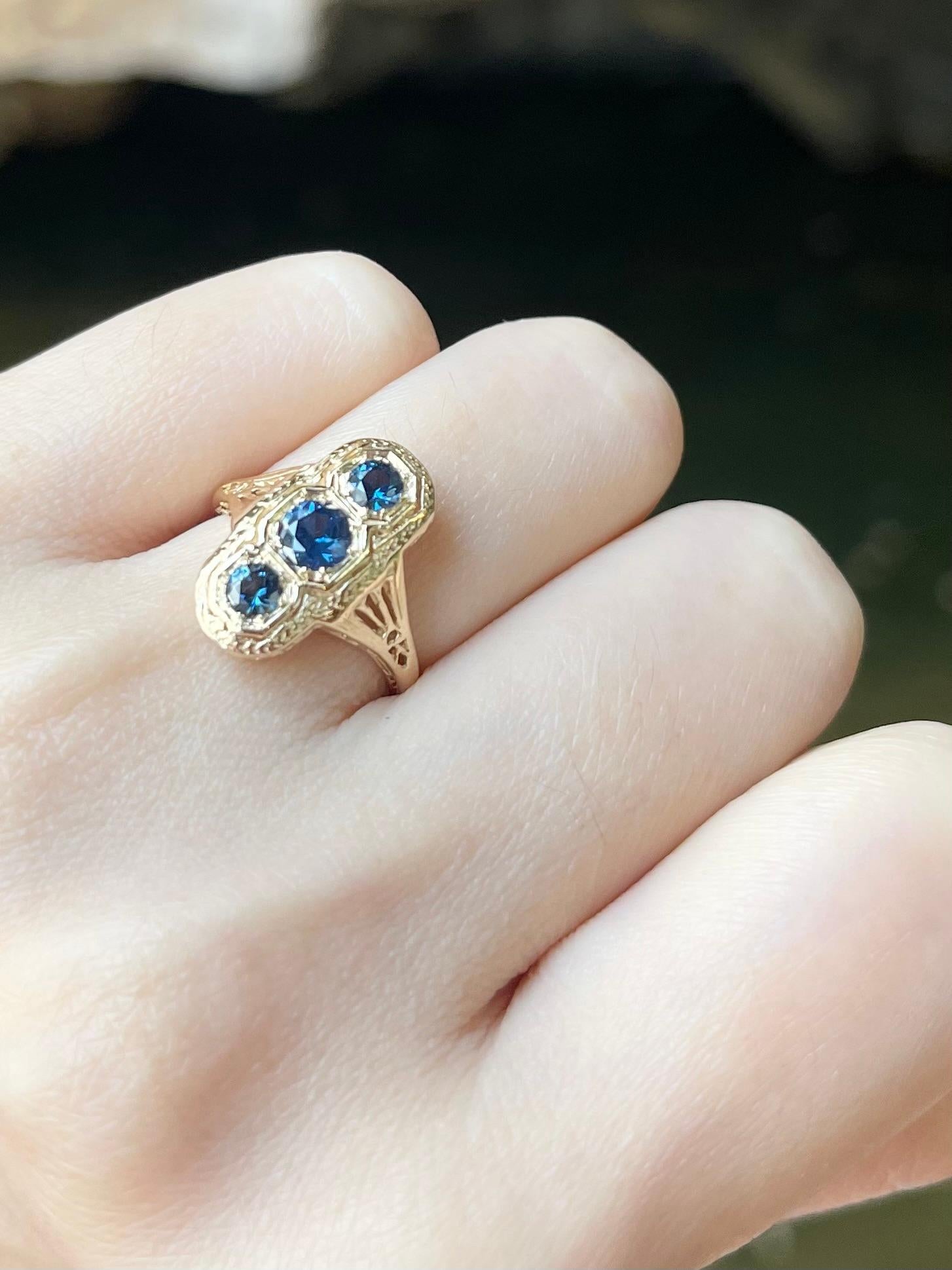 Blue Sapphire 0.77 carat Ring set in 14K Gold Settings

Width:  0.7 cm 
Length: 1.6 cm
Ring Size: 47
Total Weight: 2.34 grams

