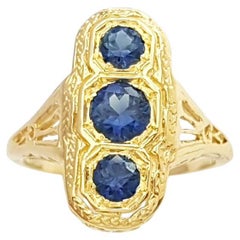 Blue Sapphire Ring set in 14K Gold Settings