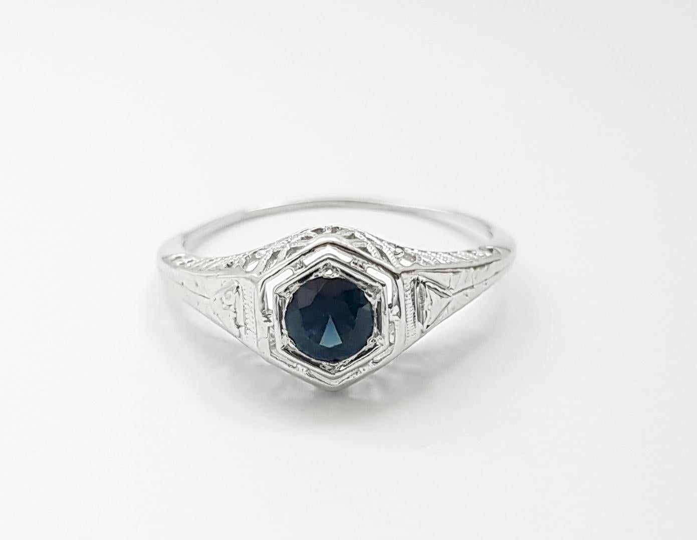 Ring mit blauem Saphir in 14K Weißgoldfassungen gefasst im Angebot 6