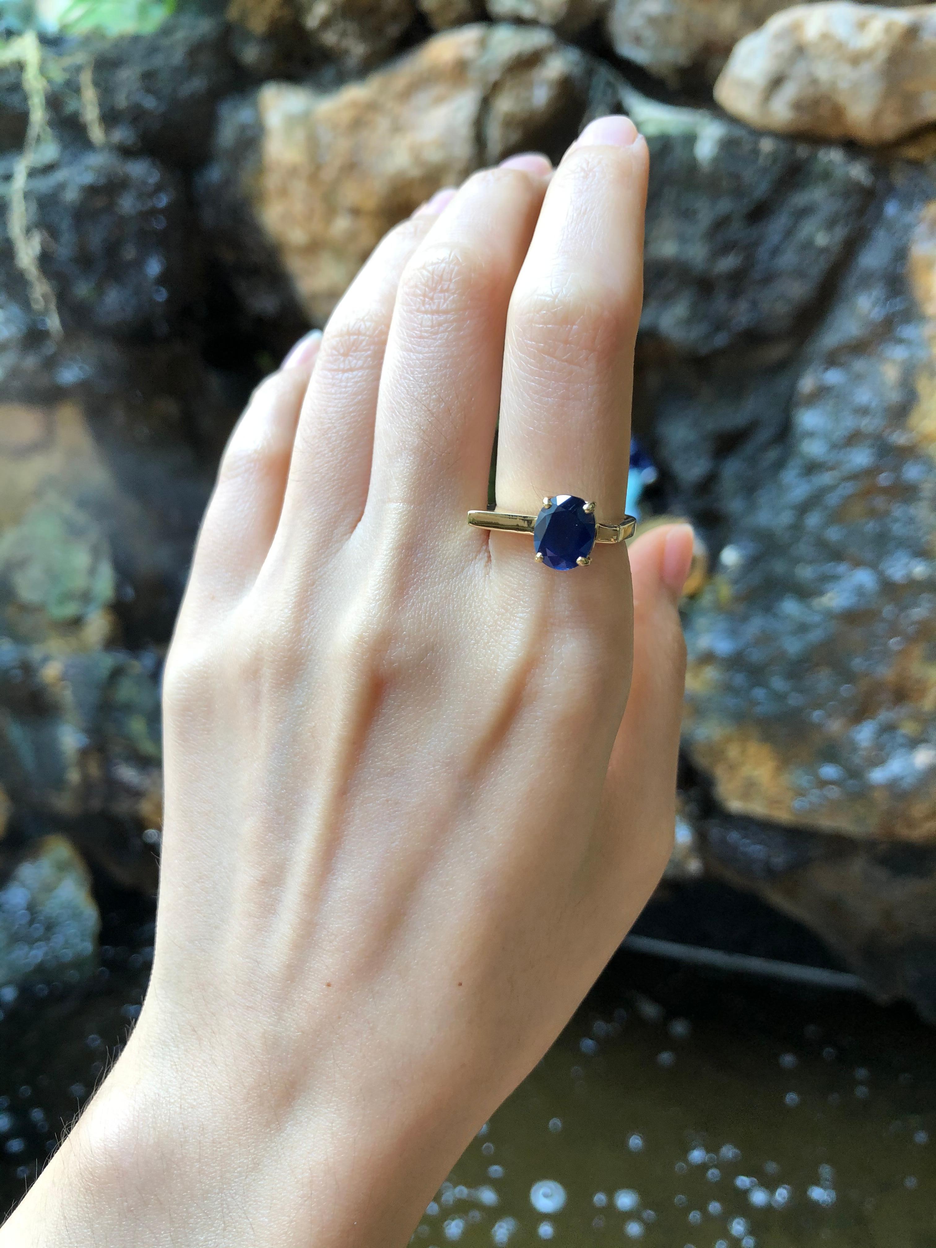 Blue Sapphire 3.35 carats Ring set in 18 Karat Gold Settings

Width:  0.7 cm 
Length: 0.9 cm
Ring Size: 53
Total Weight: 6.74 grams

