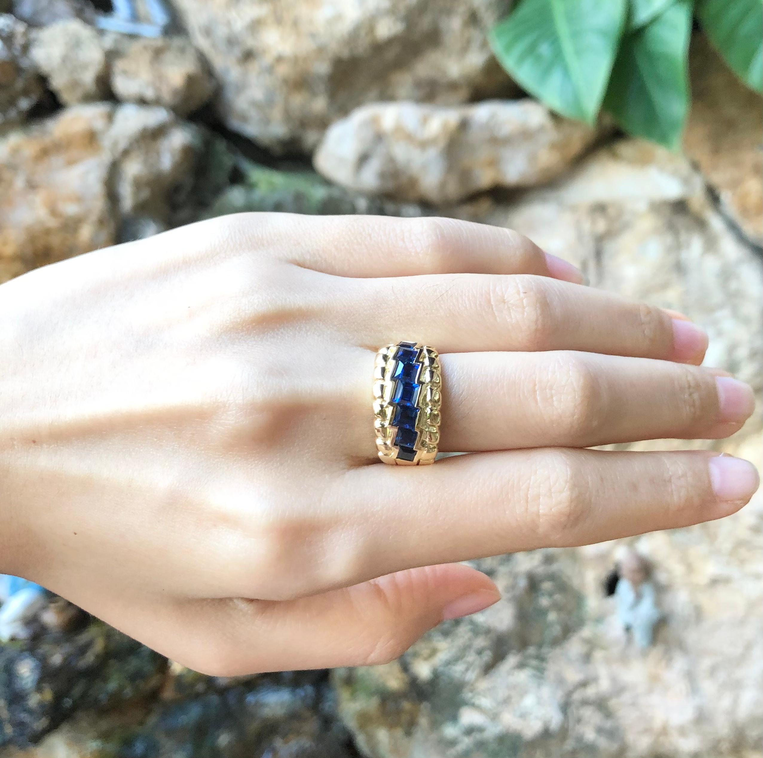 Blue Sapphire 1.0 carat Ring set in 18 Karat Gold Settings

Width:  1.9 cm 
Length: 1.0 cm
Ring Size: 54
Total Weight: 9.21 grams

