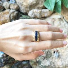 Blue Sapphire Ring Set in 18 Karat Gold Settings