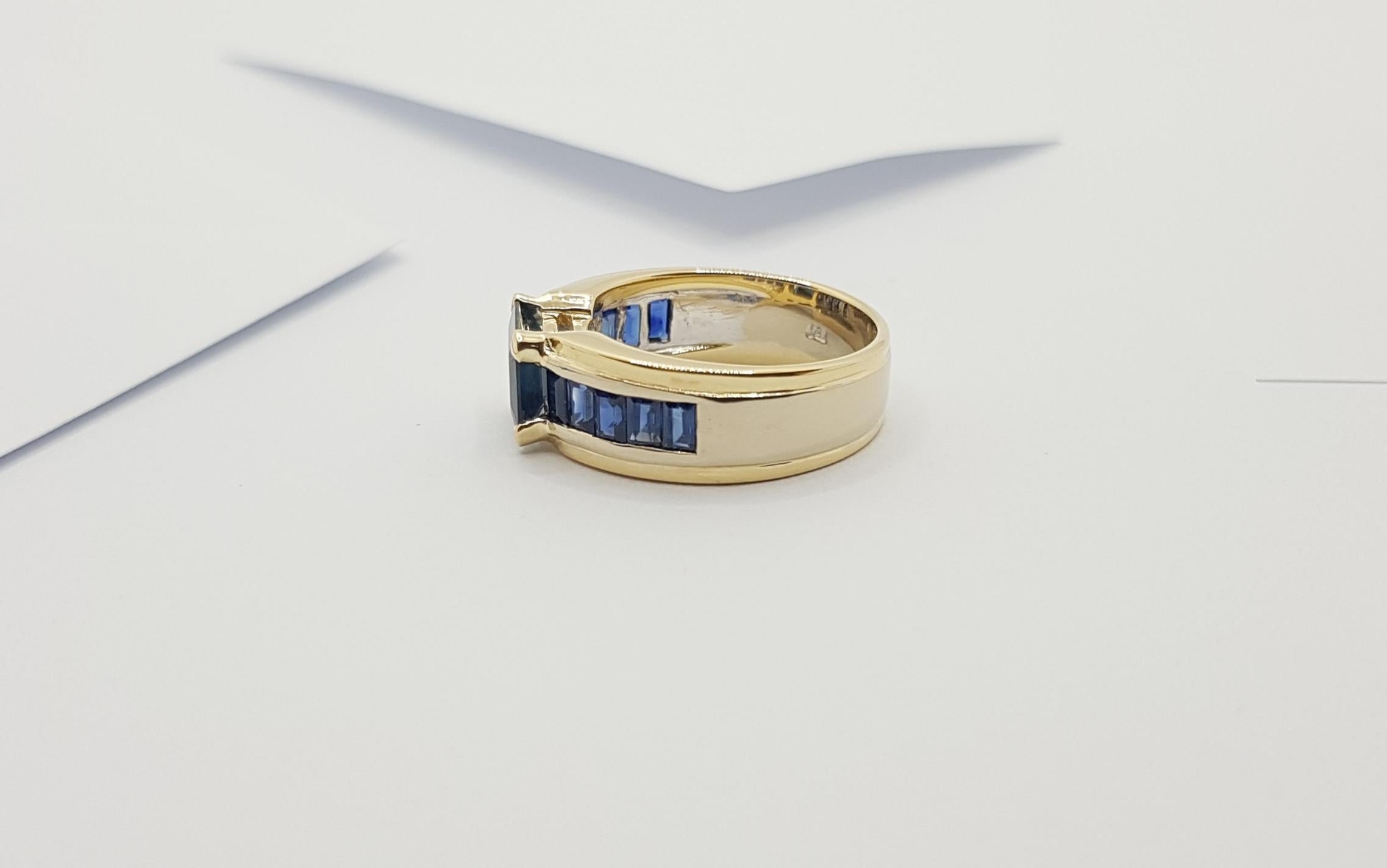 Blue Sapphire Ring Set in 18 Karat Gold Settings 3