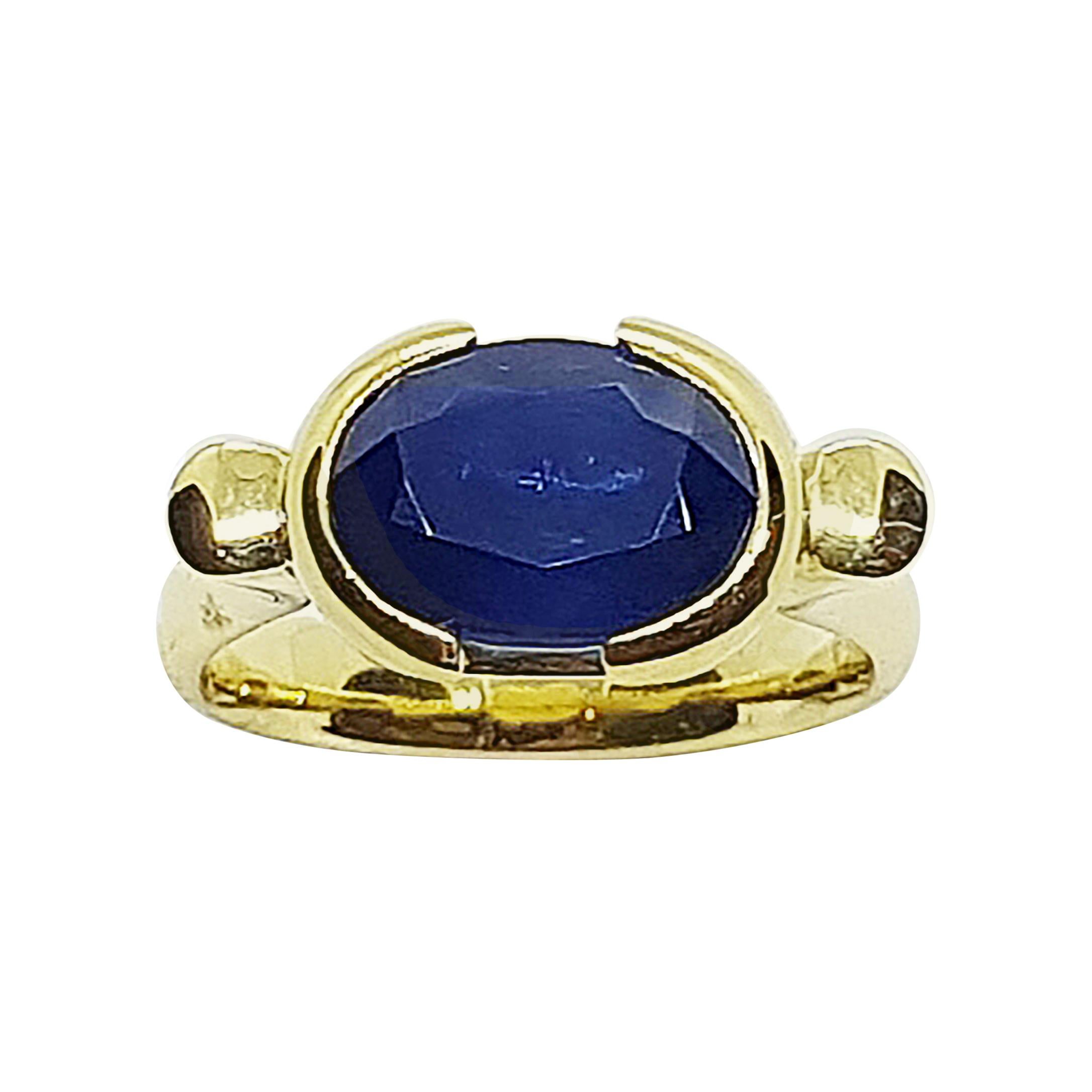 Blauer Saphir-Ring in 18 Karat Goldfassung