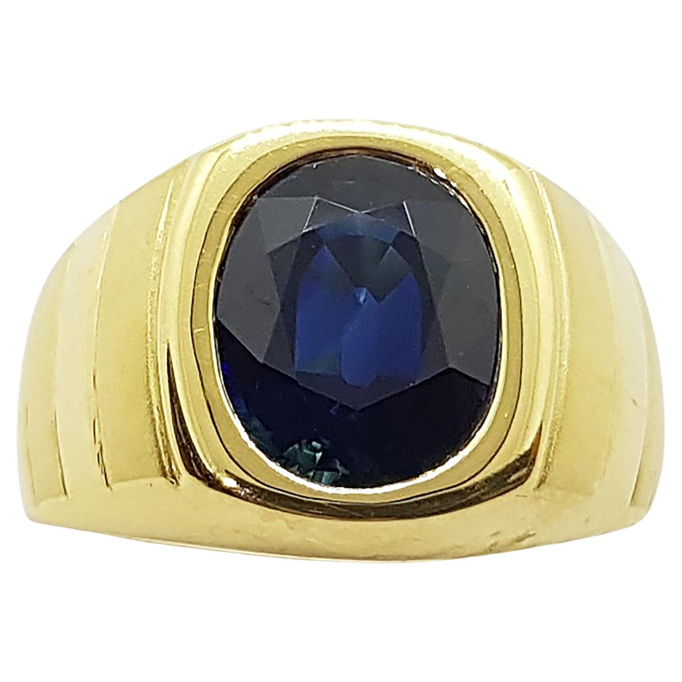 Blue Sapphire Ring Set in 18 Karat Gold Settings