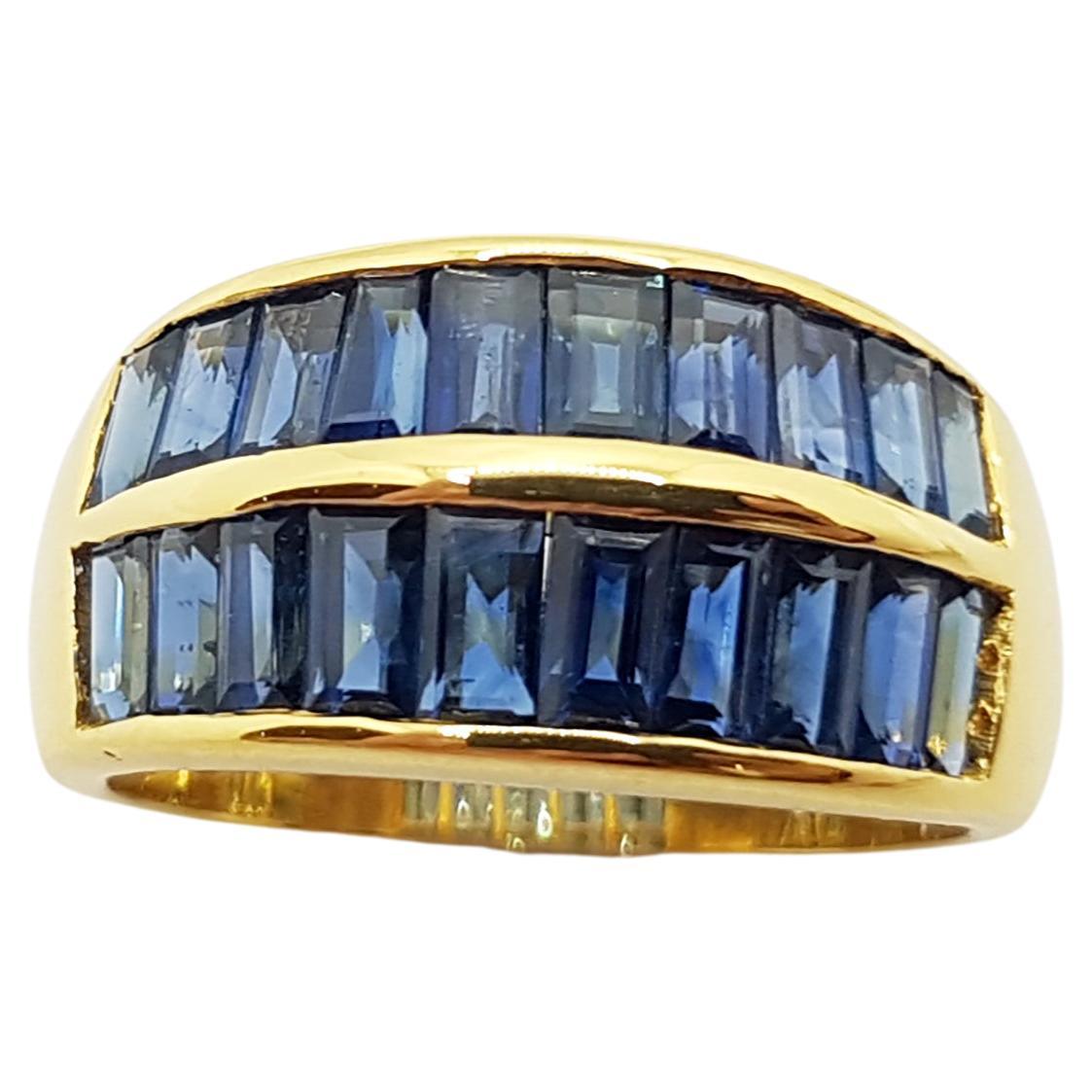 Blue Sapphire Ring Set in 18 Karat Gold Settings For Sale