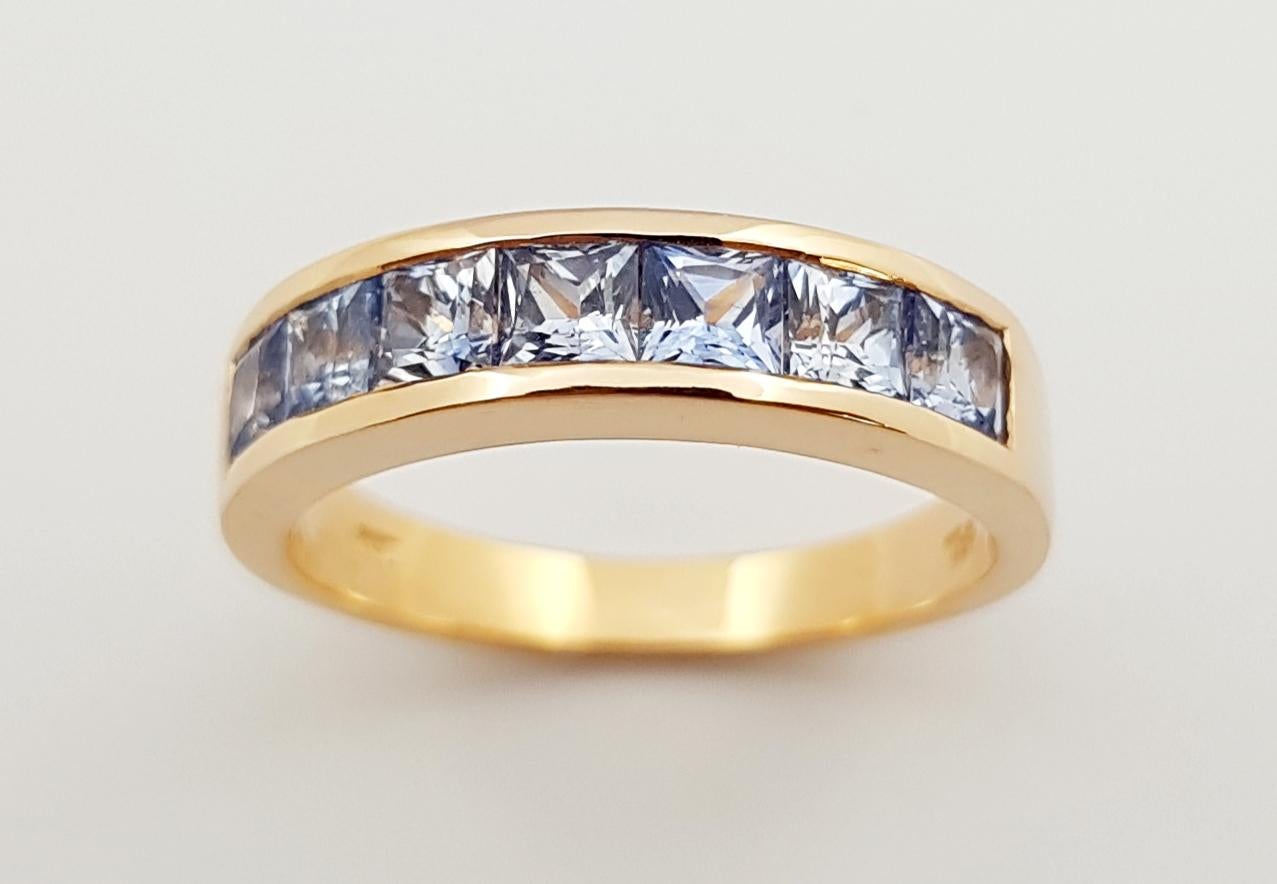 Blue Sapphire  Ring set in 18 Karat Rose Gold Settings  For Sale 5