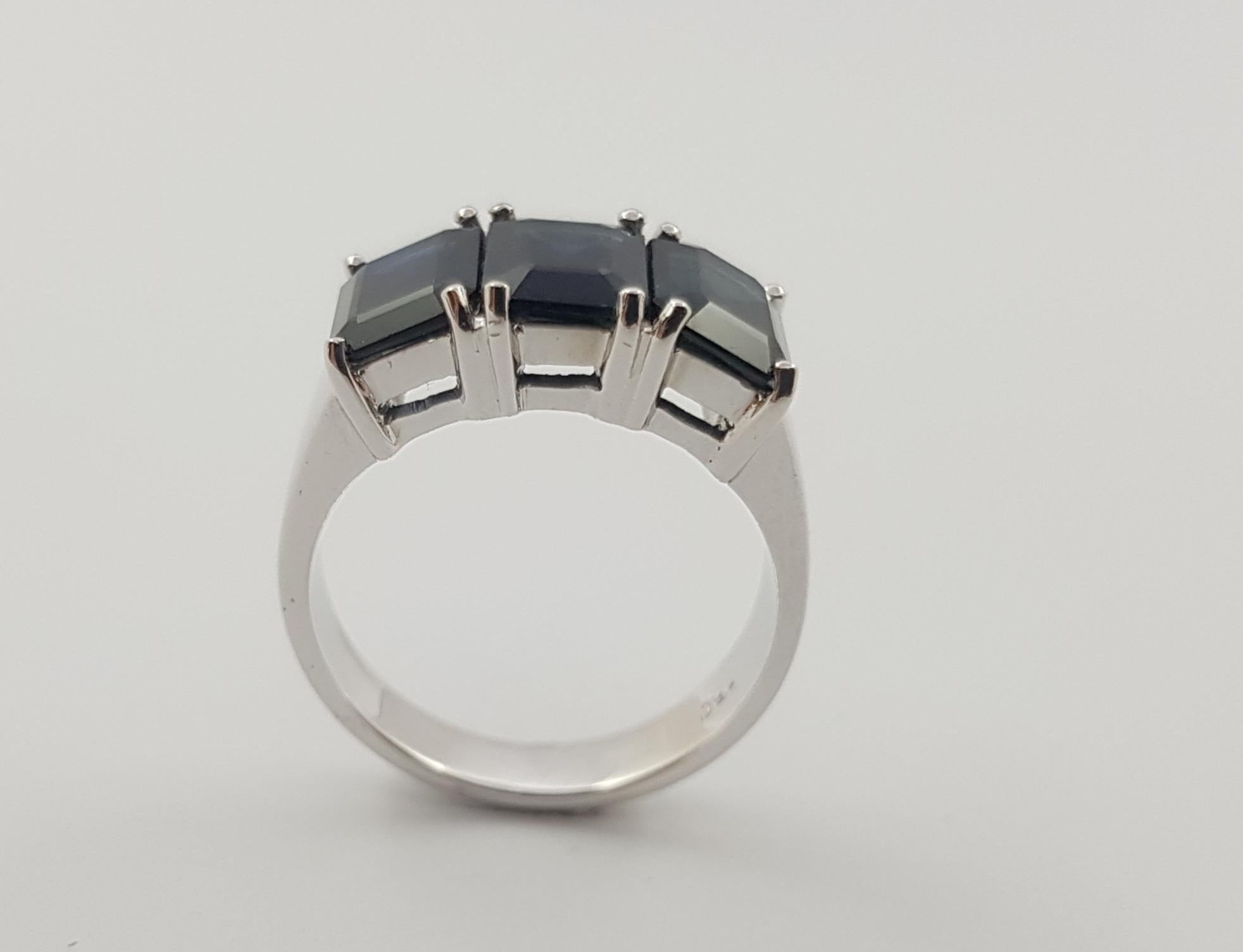 Blue Sapphire Ring Set in 18 Karat White Gold Settings 10