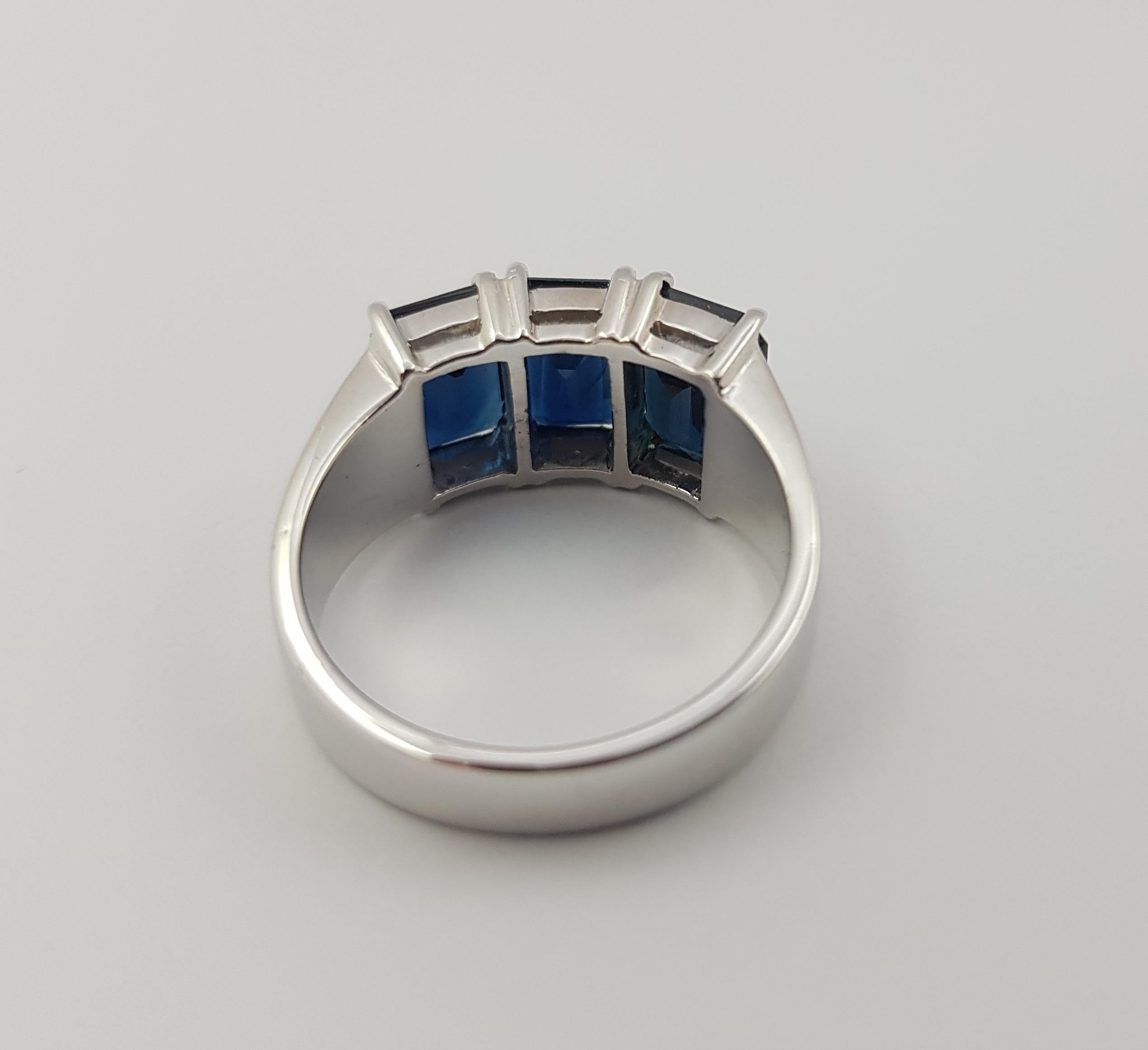 Blue Sapphire Ring Set in 18 Karat White Gold Settings 12