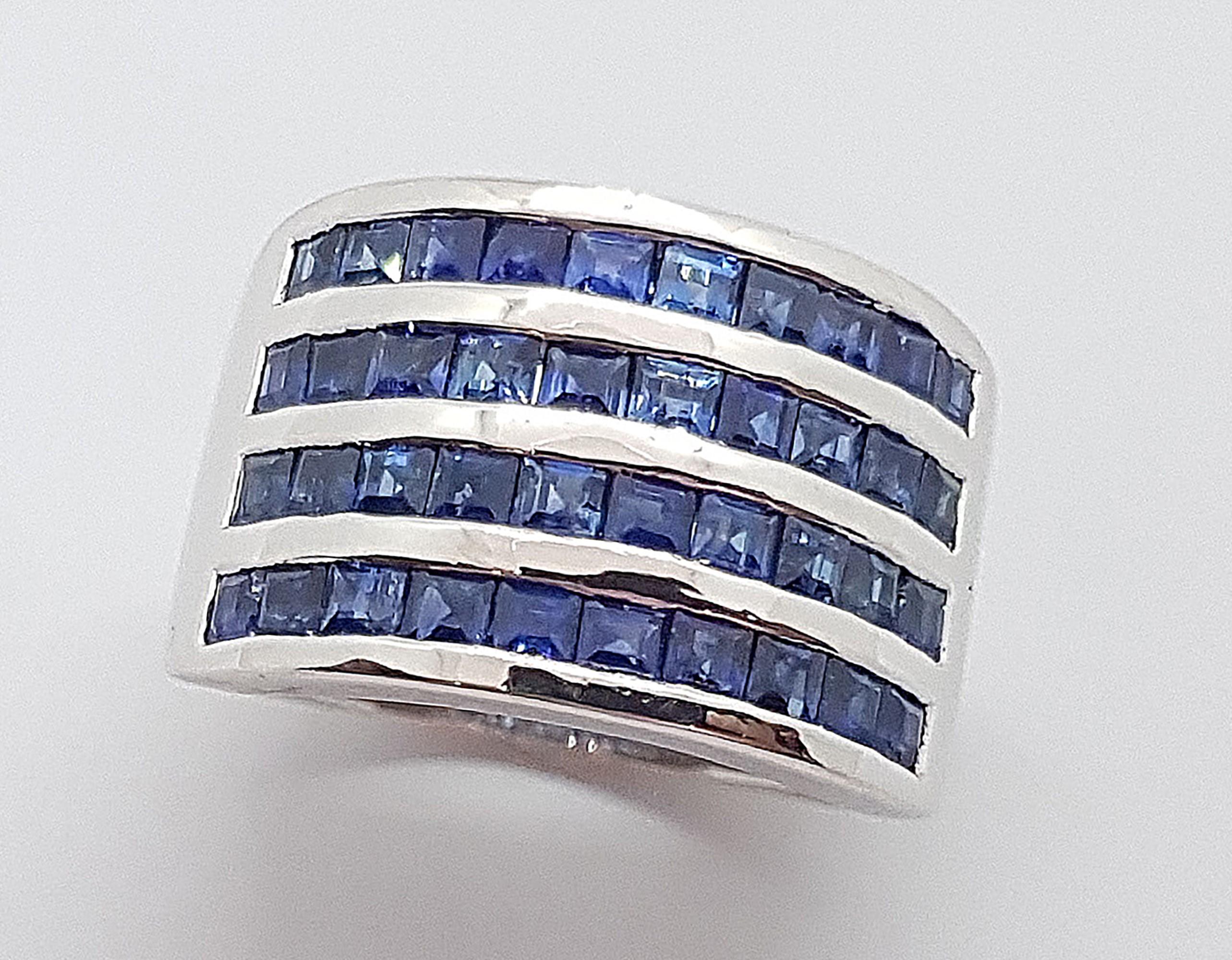 Blue Sapphire 2.88 carats Ring set in 18 Karat White Gold Settings

Width:  2.0 cm 
Length: 1.2 cm
Ring Size: 54
Total Weight: 12.32 grams

