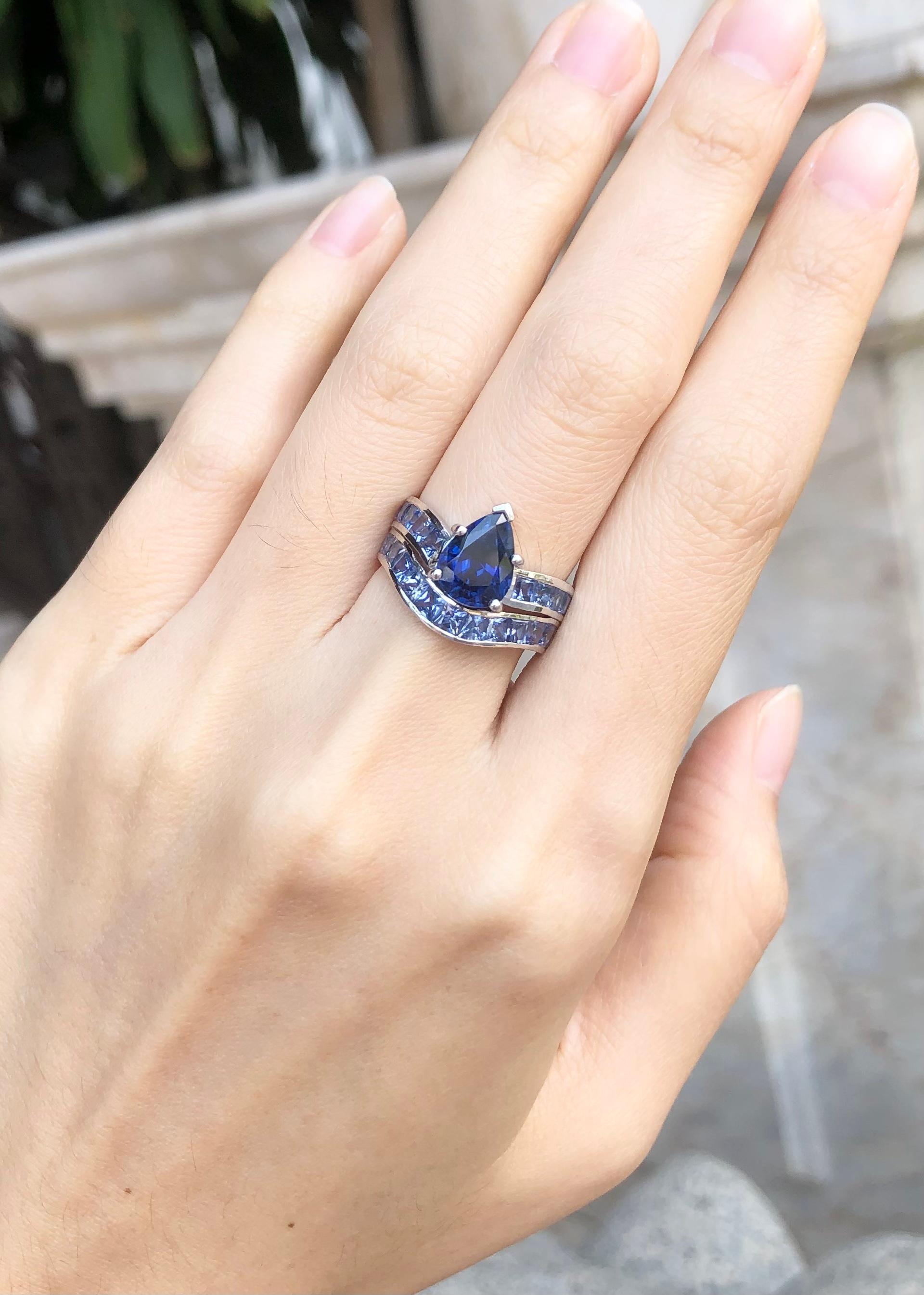Blue Sapphire 2.44 carats with Blue Sapphire 2.57 carats Ring set in 18 Karat White Gold Settings

Width:  0.8 cm 
Length: 1.0 cm
Ring Size: 51
Total Weight: 7.25 grams


