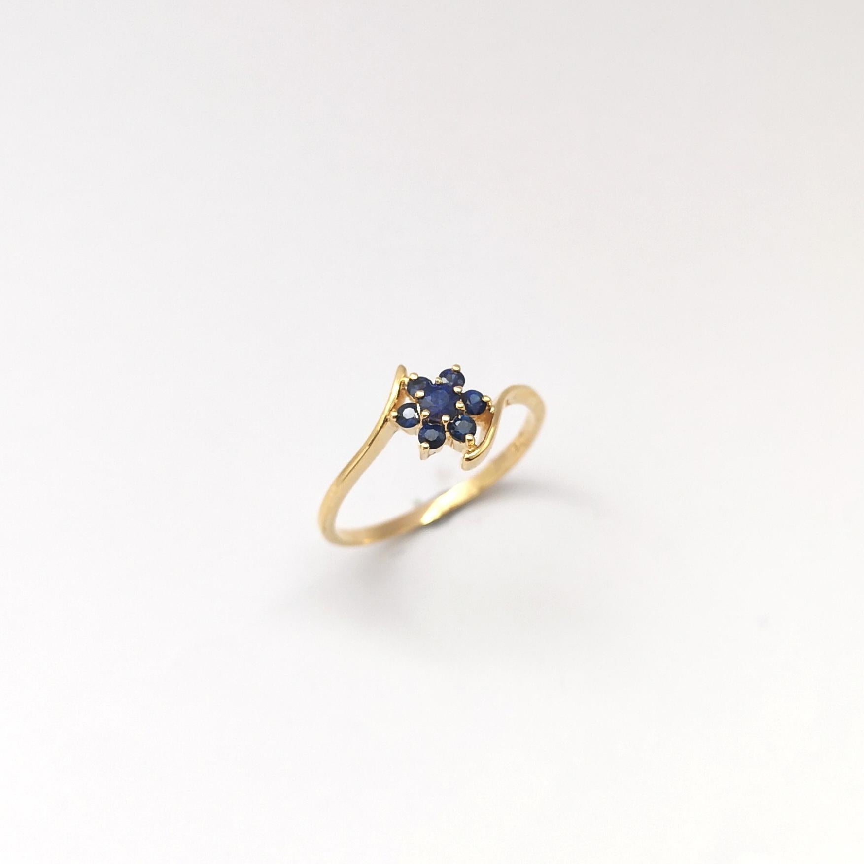 Ring mit blauem Saphir in 18 Karat Goldfassungen gefasst im Angebot 5