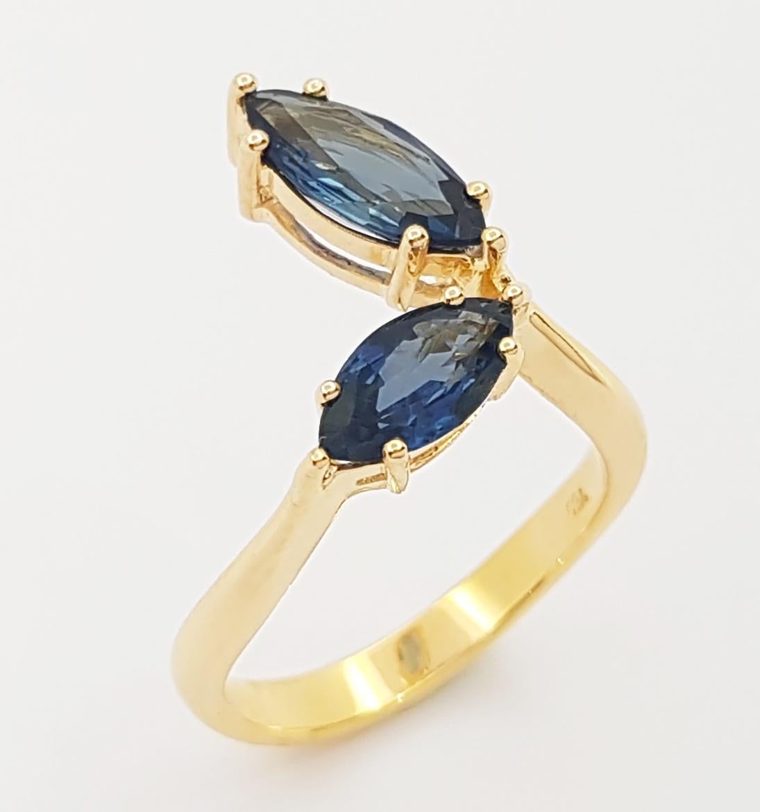 Ring mit blauem Saphir in 18 Karat Goldfassungen gefasst im Angebot 7