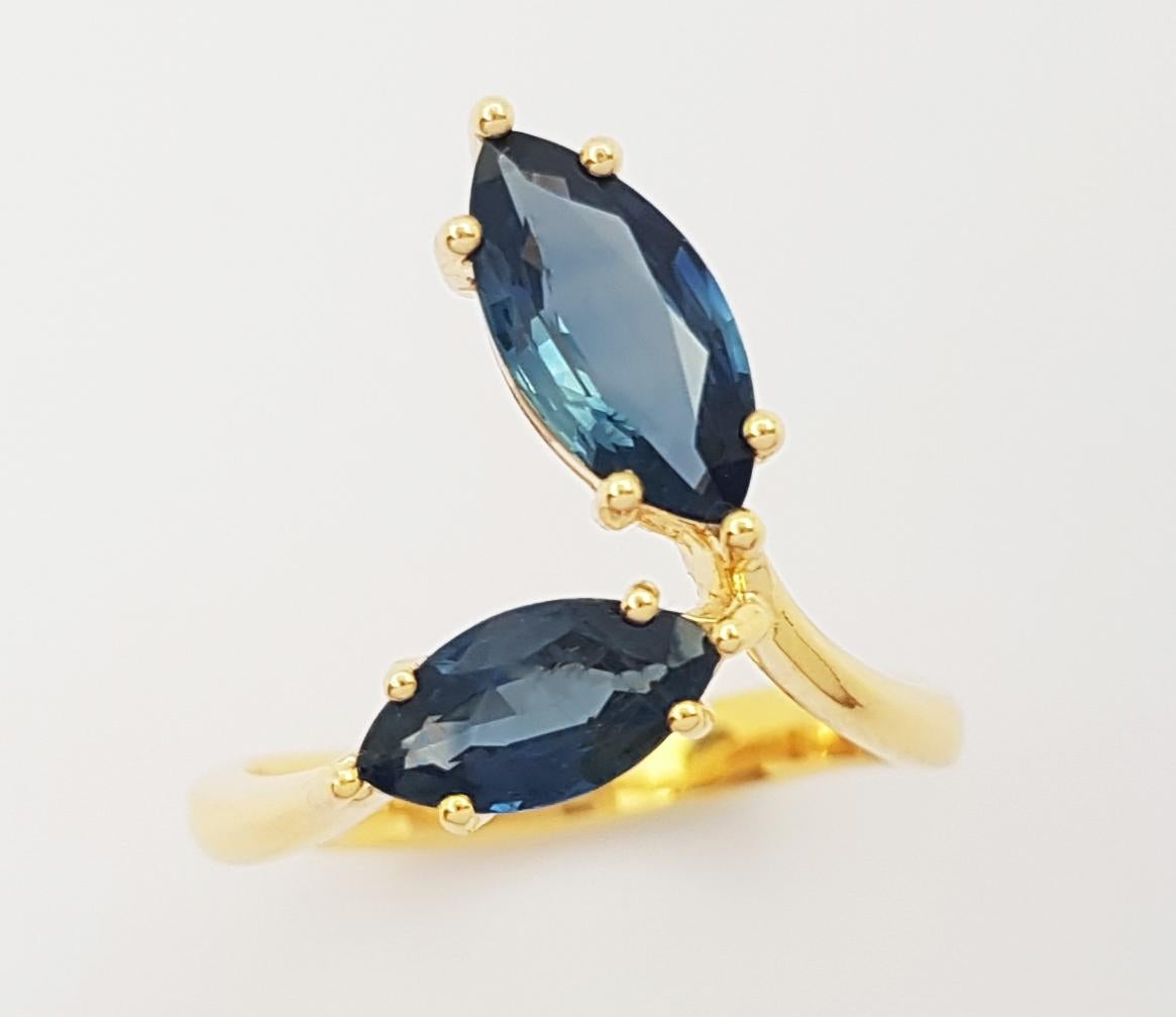 Ring mit blauem Saphir in 18 Karat Goldfassungen gefasst im Angebot 10